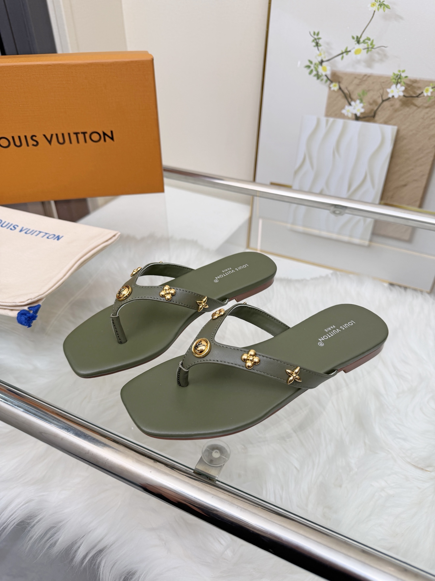 Louis Vuitton Women Shoes