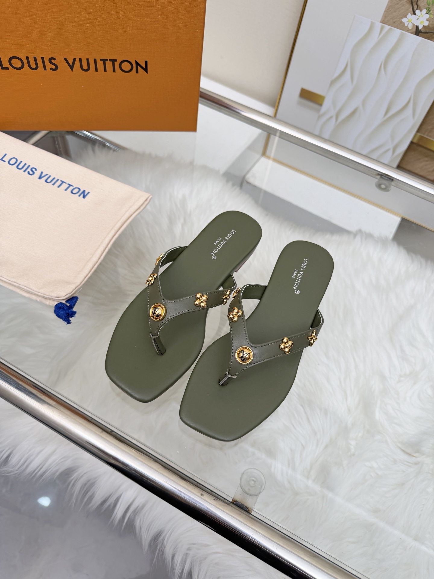 Louis Vuitton Women Shoes