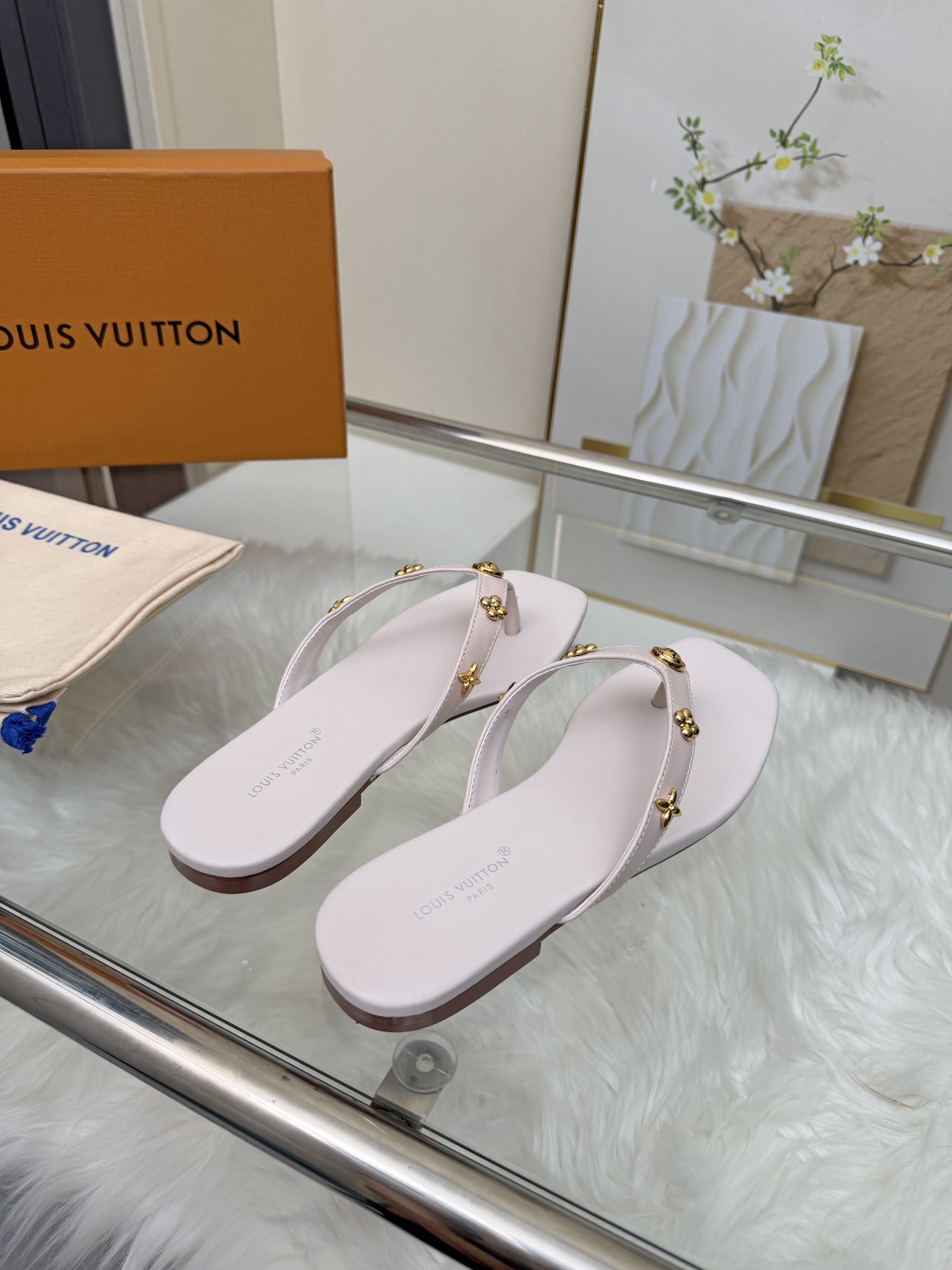 Louis Vuitton Women Shoes