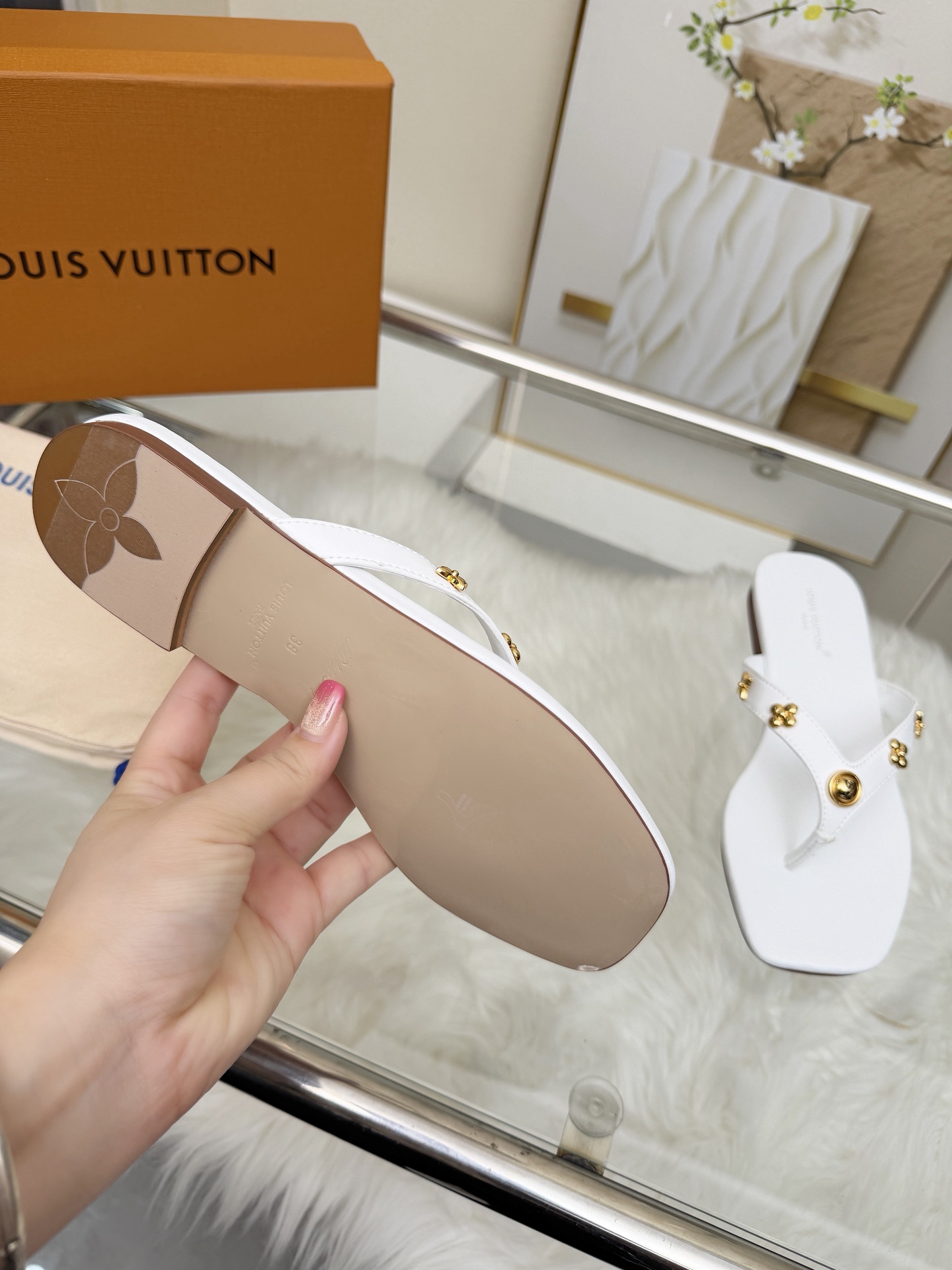 Louis Vuitton Women Shoes