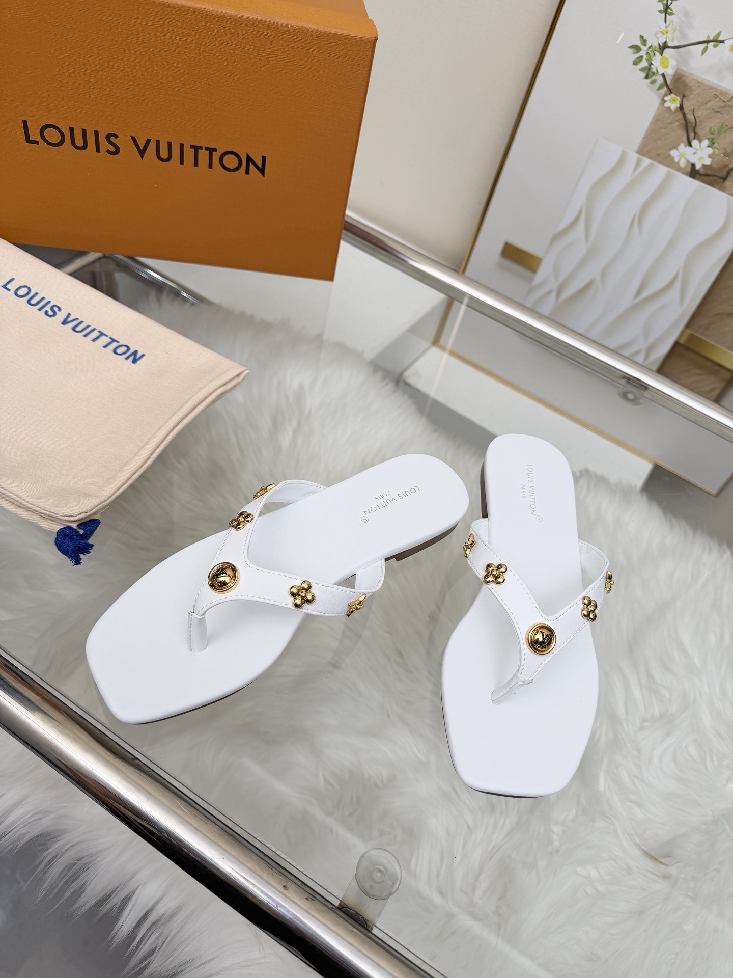 Louis Vuitton Women Shoes