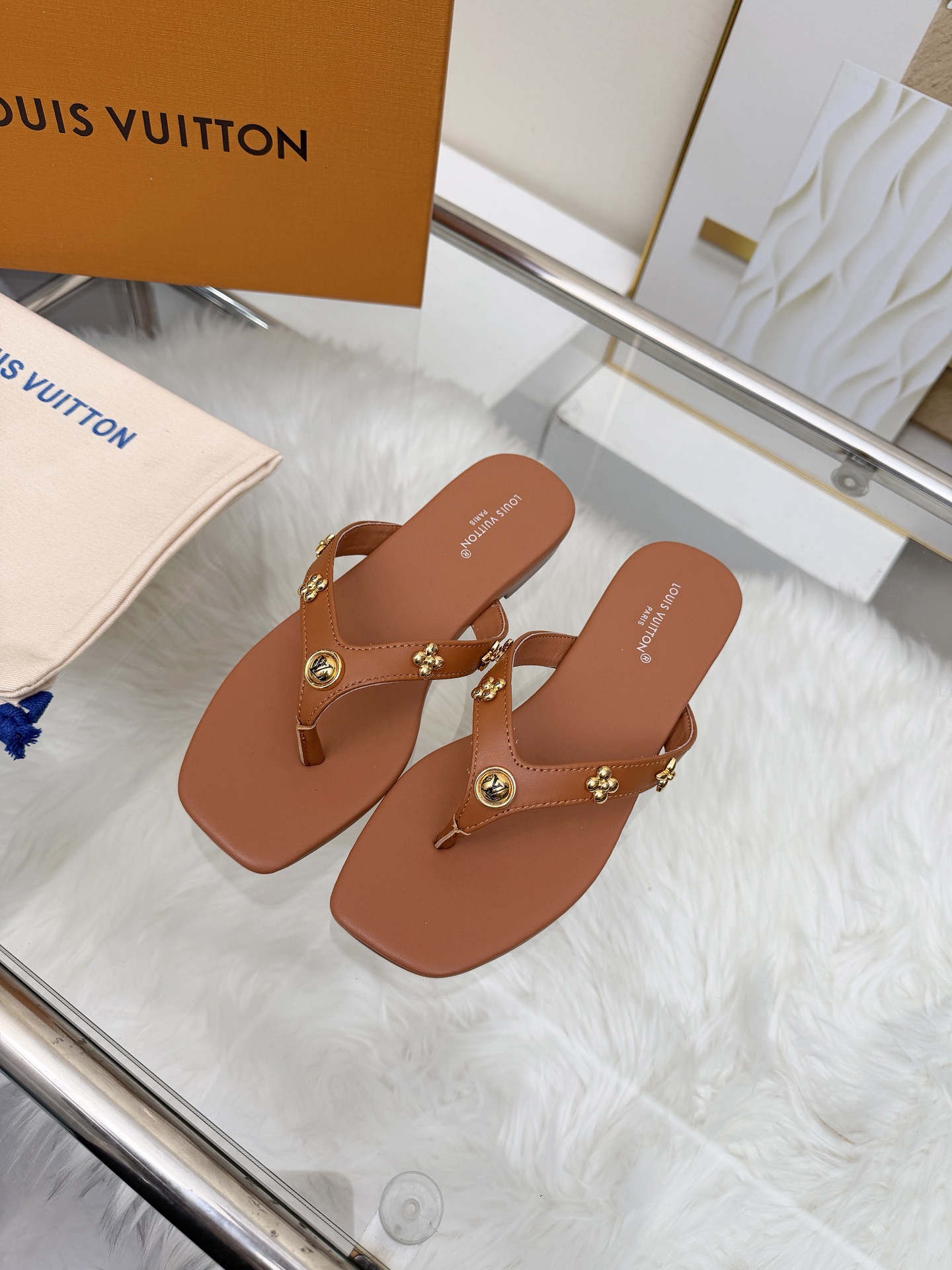 Louis Vuitton Women Shoes