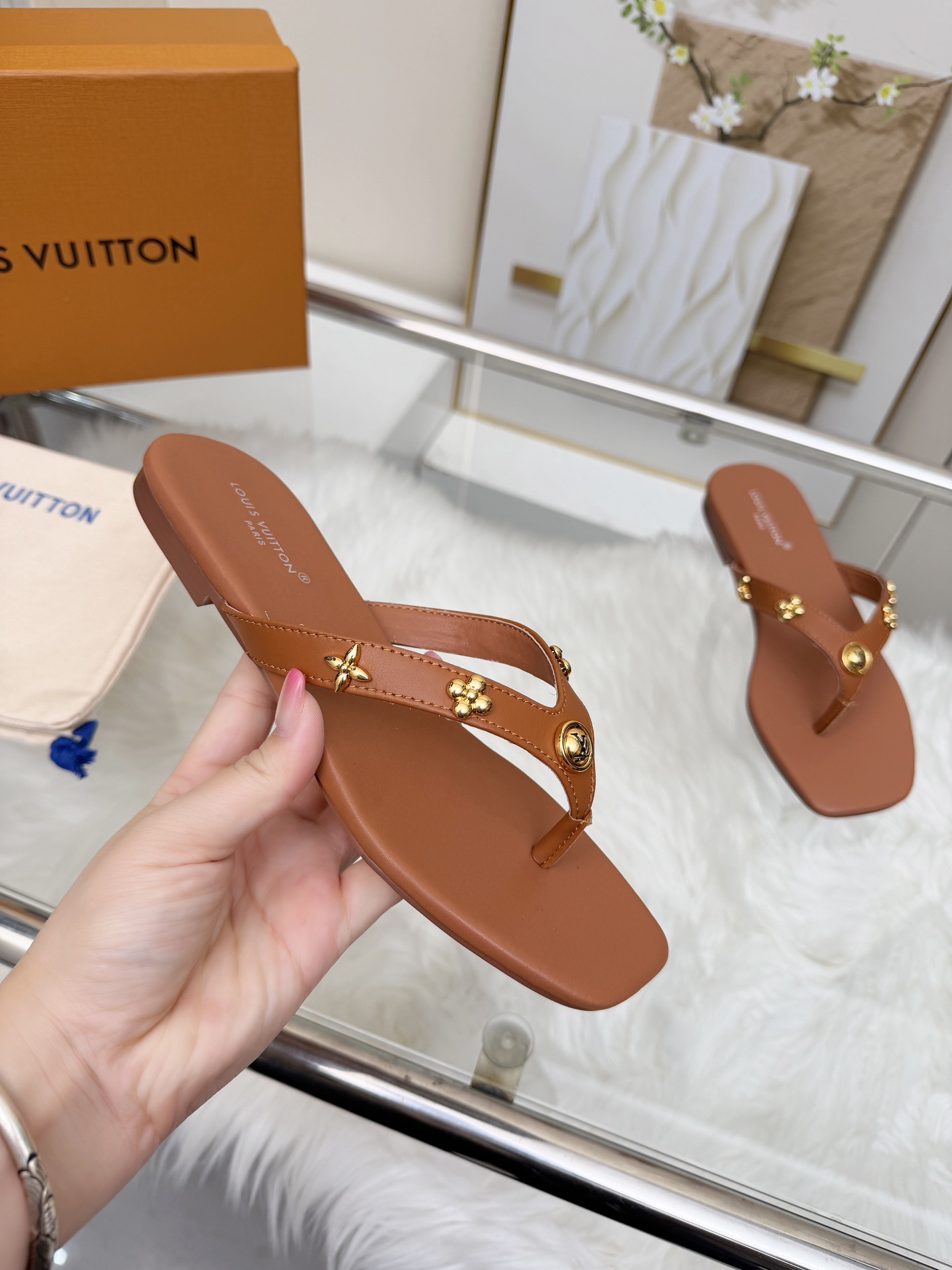 Louis Vuitton Women Shoes