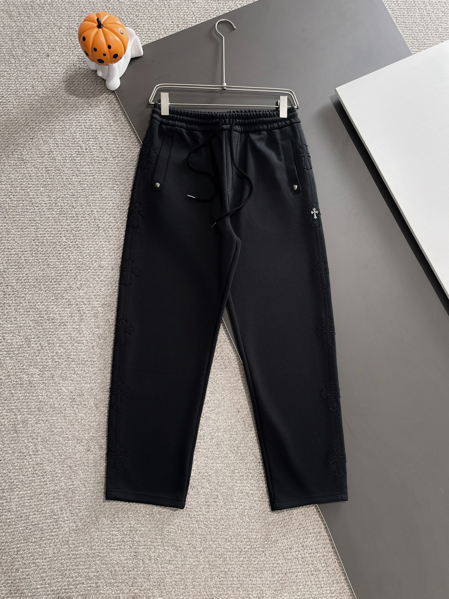 Chrome Hearts Ropa Pantalones Negro Peinado Algodón Colección de otoño Piernas anchas