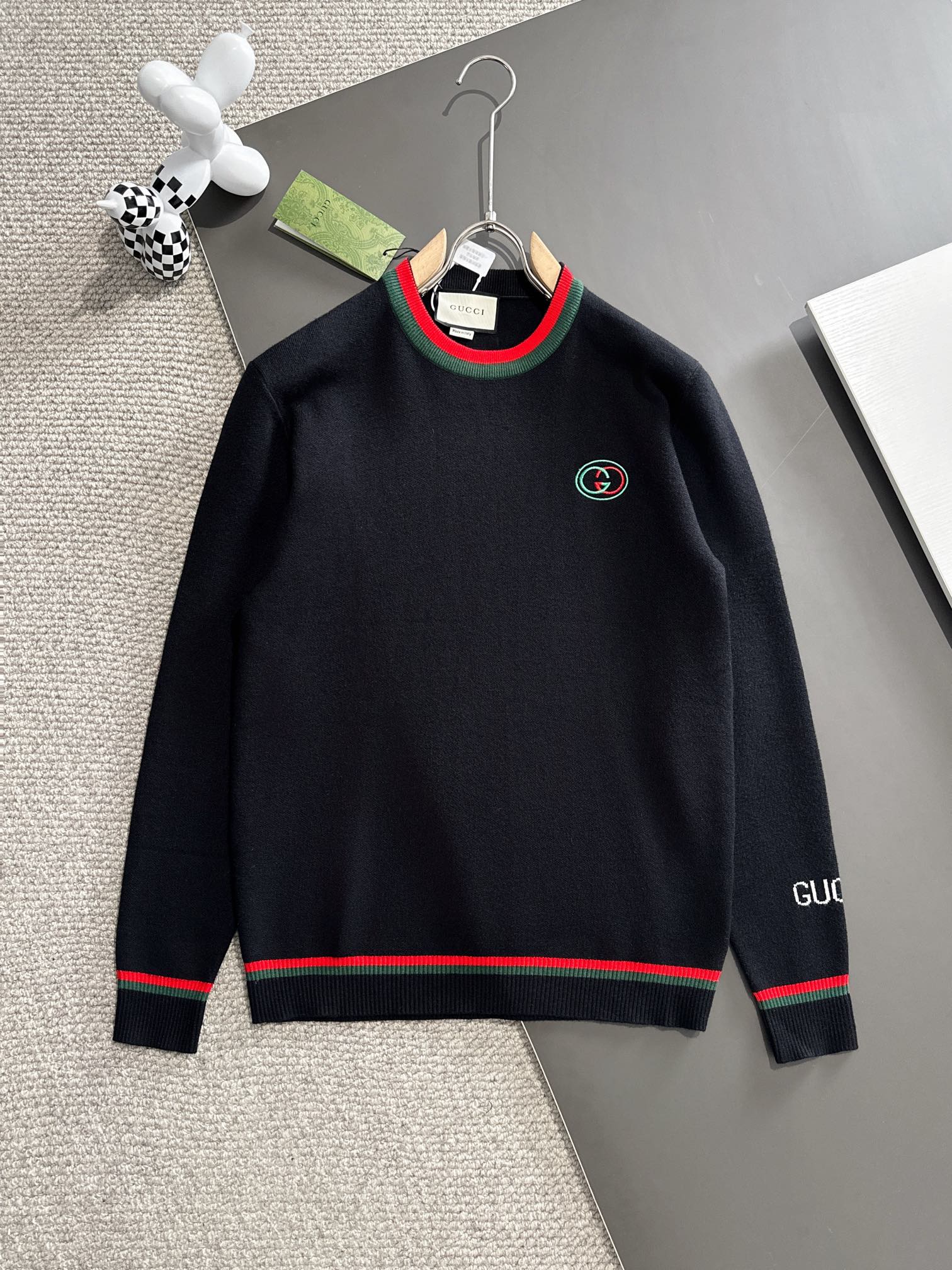 Gucci Ropa Jersey de punto Sudaderas Negro Verde Rojo Universal para hombres y mujeres Tejido Colección de otoño