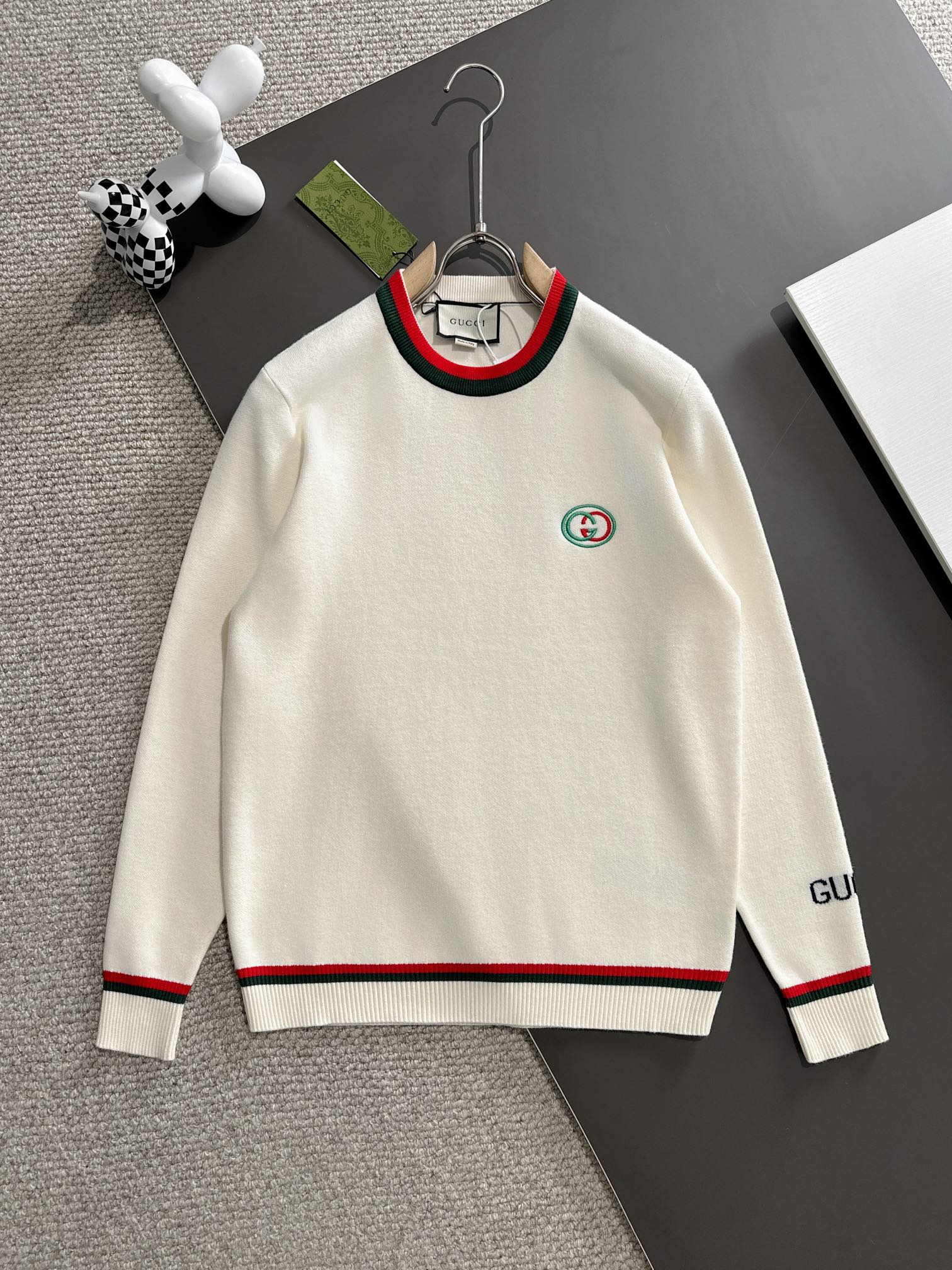 ¿Qué es lo mejor?
 Gucci Ropa Jersey de punto Sudaderas Albaricoque Verde Rojo Universal para hombres y mujeres Tejido Colección de otoño