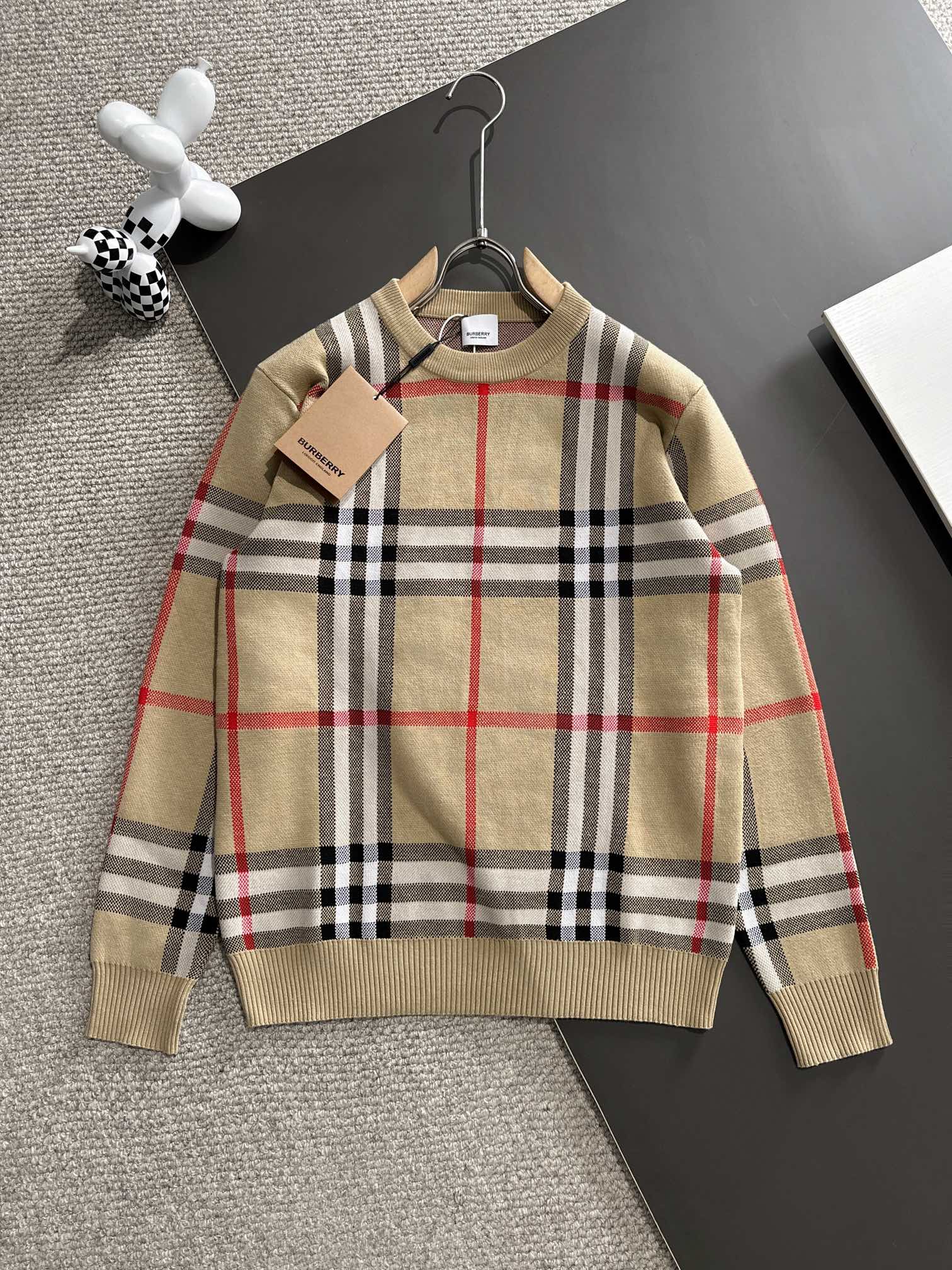 Burberry Ropa Jersey de punto Sudaderas Réplica al por mayor
 Caqui Marco de madera a cuadros Universal para hombres y mujeres Tejido Colección otoño