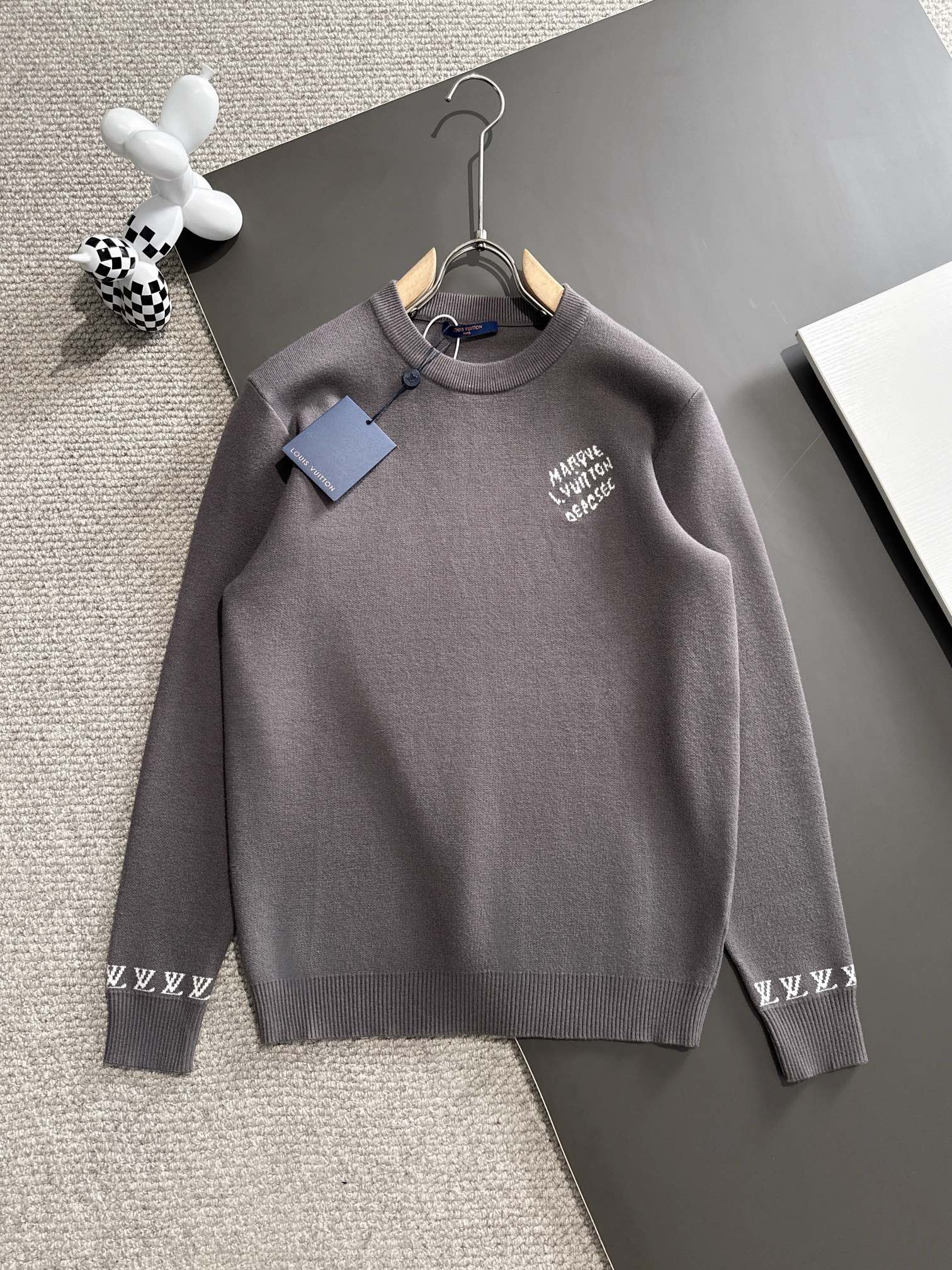 Louis Vuitton Ropa Jersey de punto Sudaderas Gris Universal para hombres y mujeres Tejido Colección de otoño