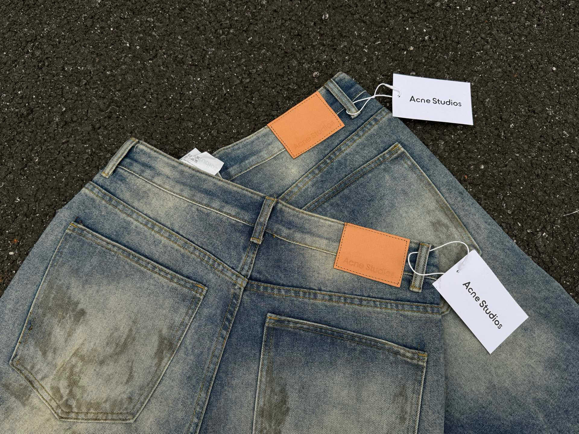 Acne Studios Vaqueros Anchos Teñidos Desgastados Unisex - Estilo Clásico 18 i1743238165559 2980 0 16