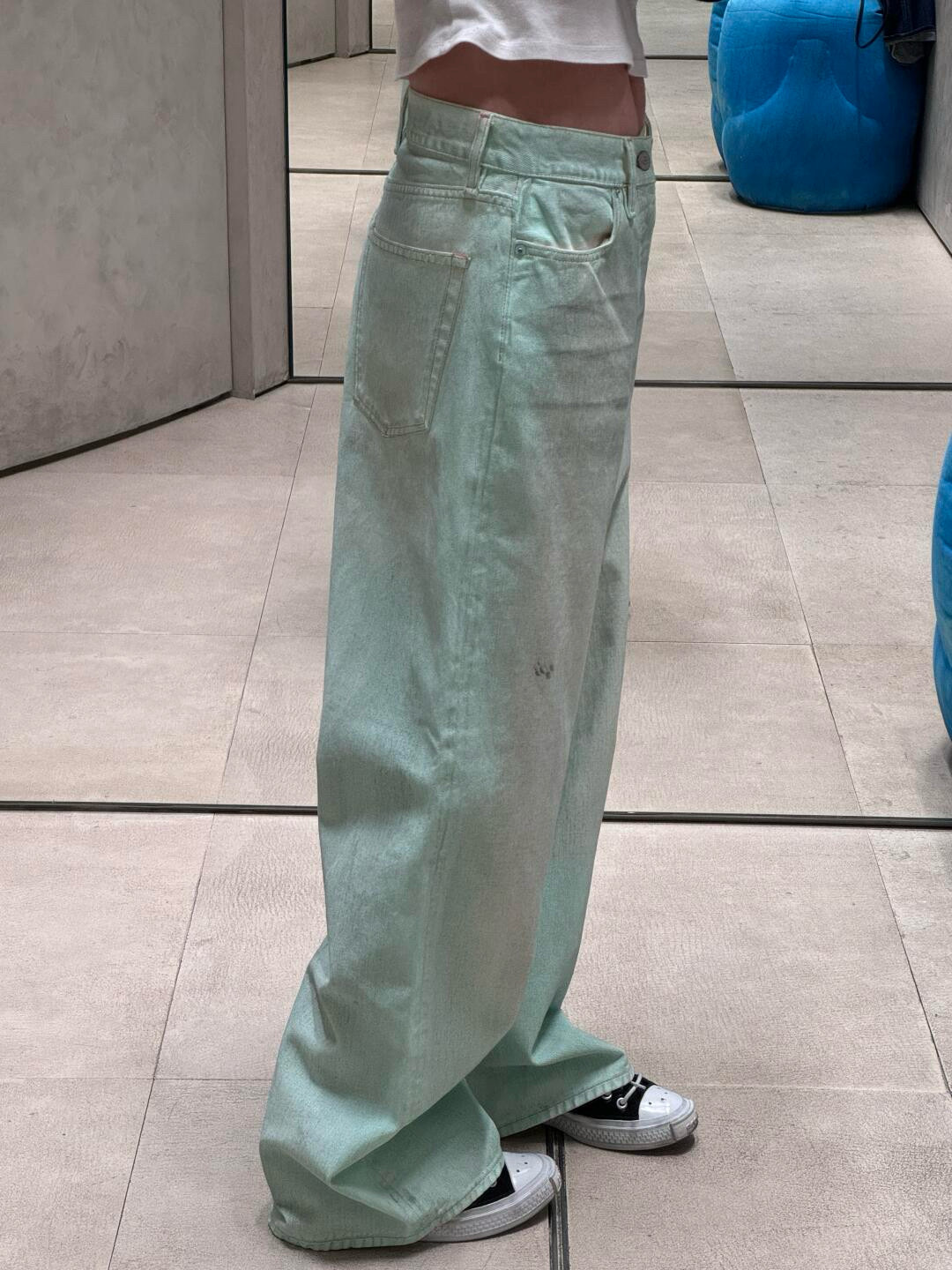 Acne Studios 1981M Pantalones Vaqueros Verde Fluorescente Unisex 4 i1747757829160 5495 0 2