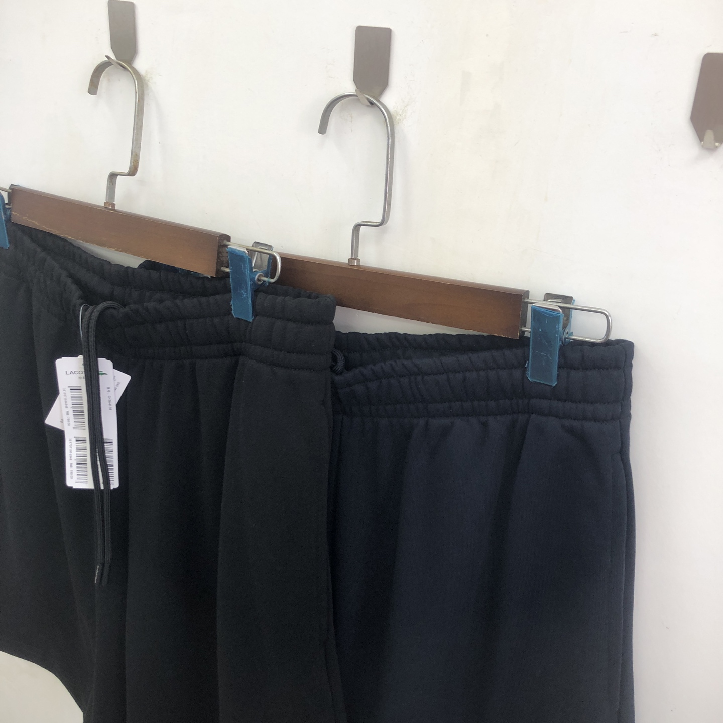 Lacoste Men's Sportswear Shorts - Combed Cotton, Soft Touch, and Solid Colors 7 i1747127084402 674 0 5