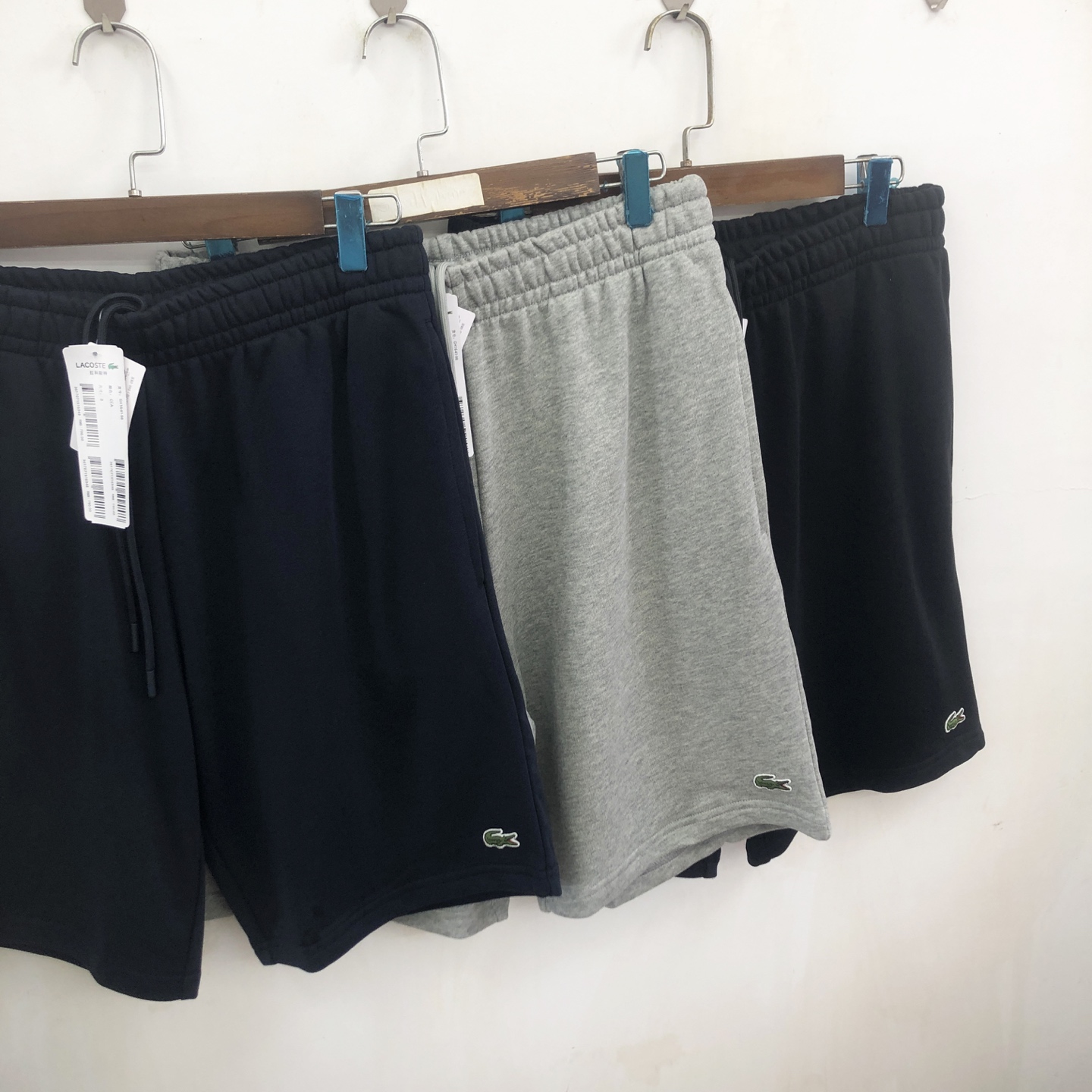 Lacoste Men's Sportswear Shorts - Combed Cotton, Soft Touch, and Solid Colors 5 i1747127084436 8679 0 3