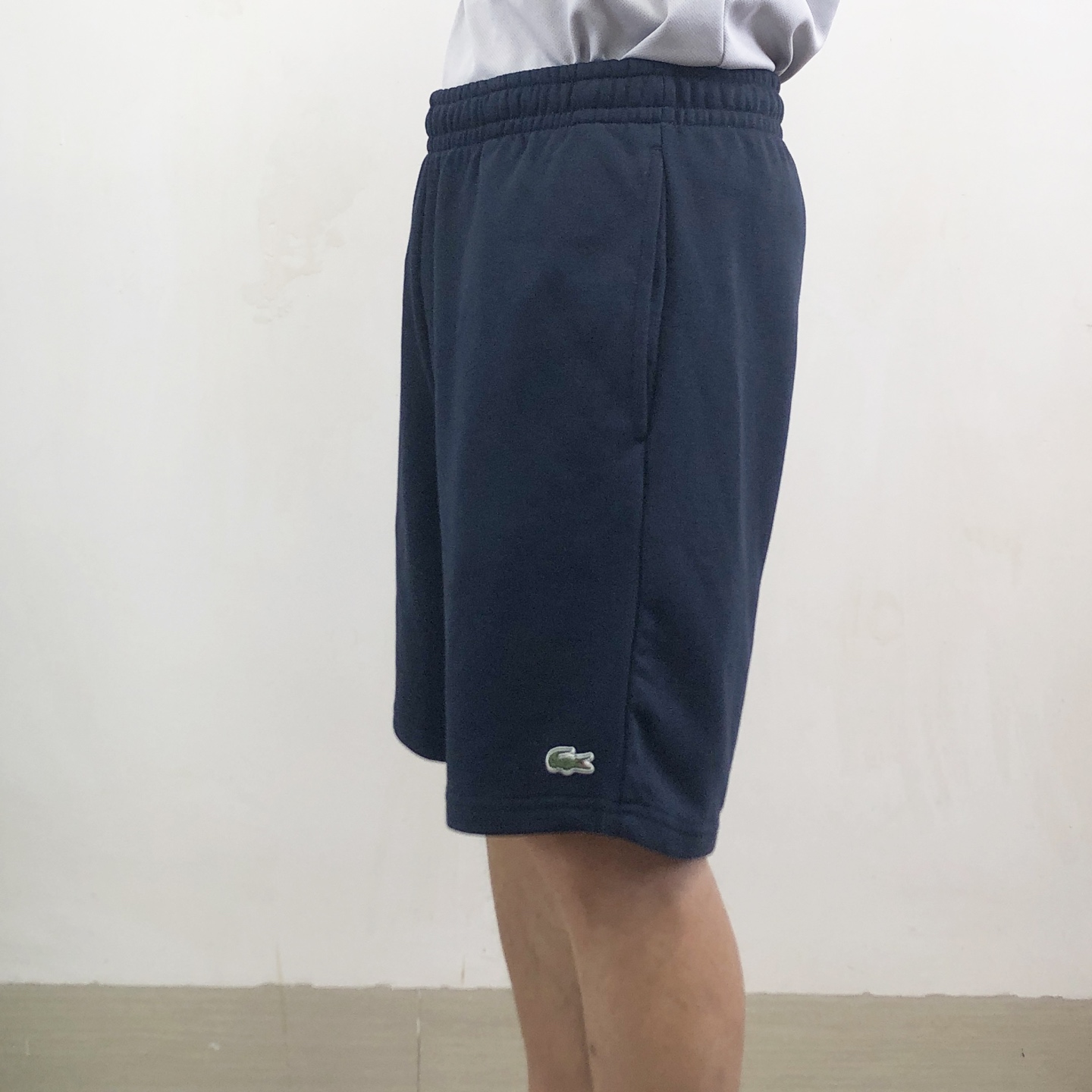 Lacoste Men's Classic Fit Fleece Shorts - Versatile & Comfortable 9 i1747127406759 3941 0 7