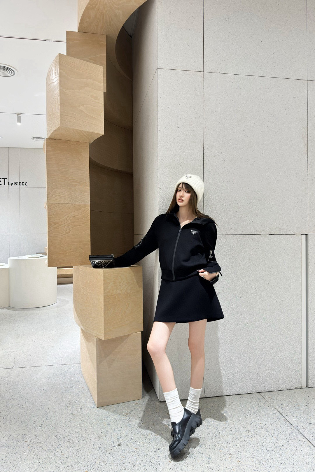 i1757644729417 1912 0 4