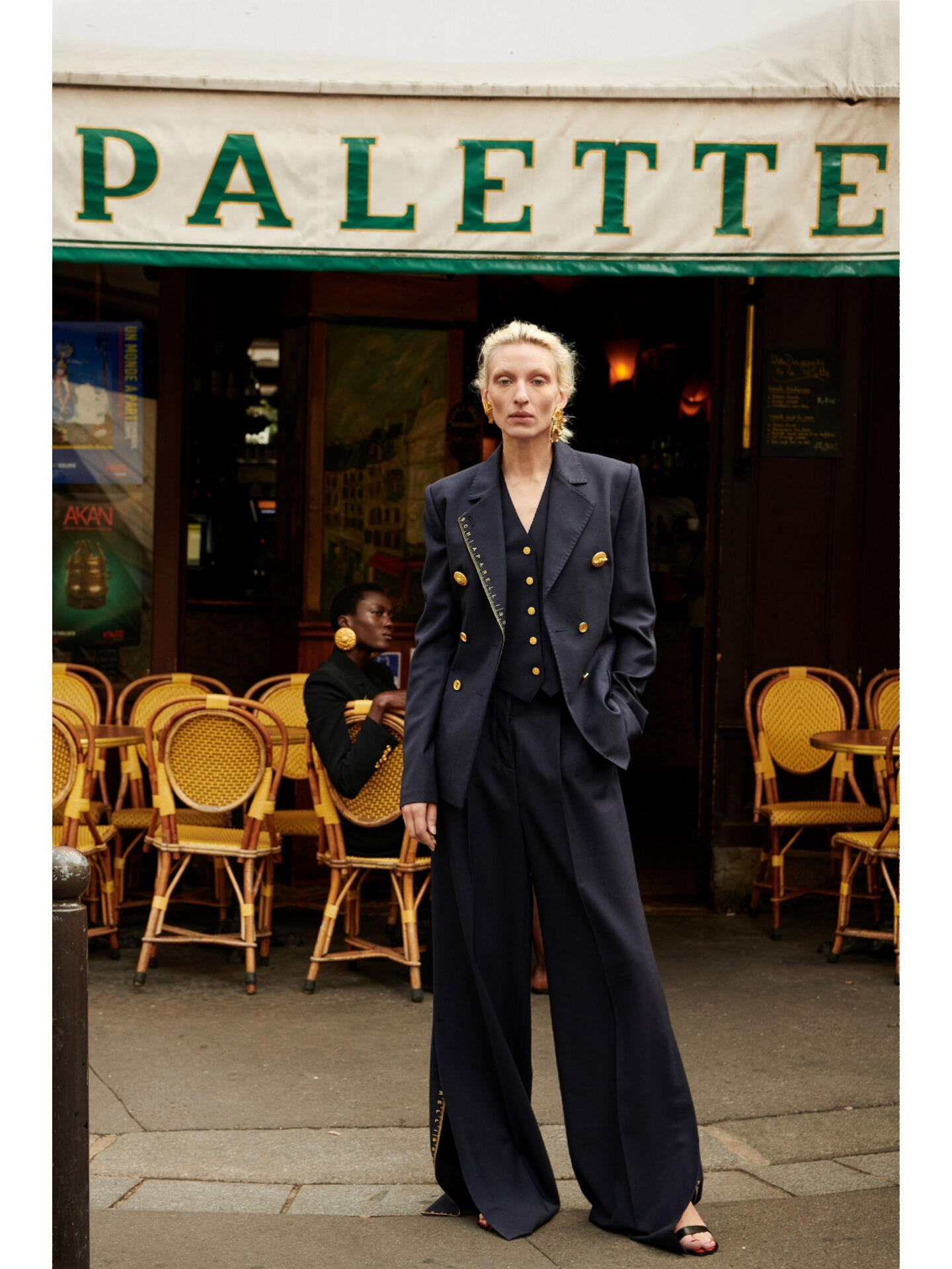 Elegant Women's Navy Blue Suit with Brooch and Contrast Stitching 9 i1757644921286 9994 0 8
