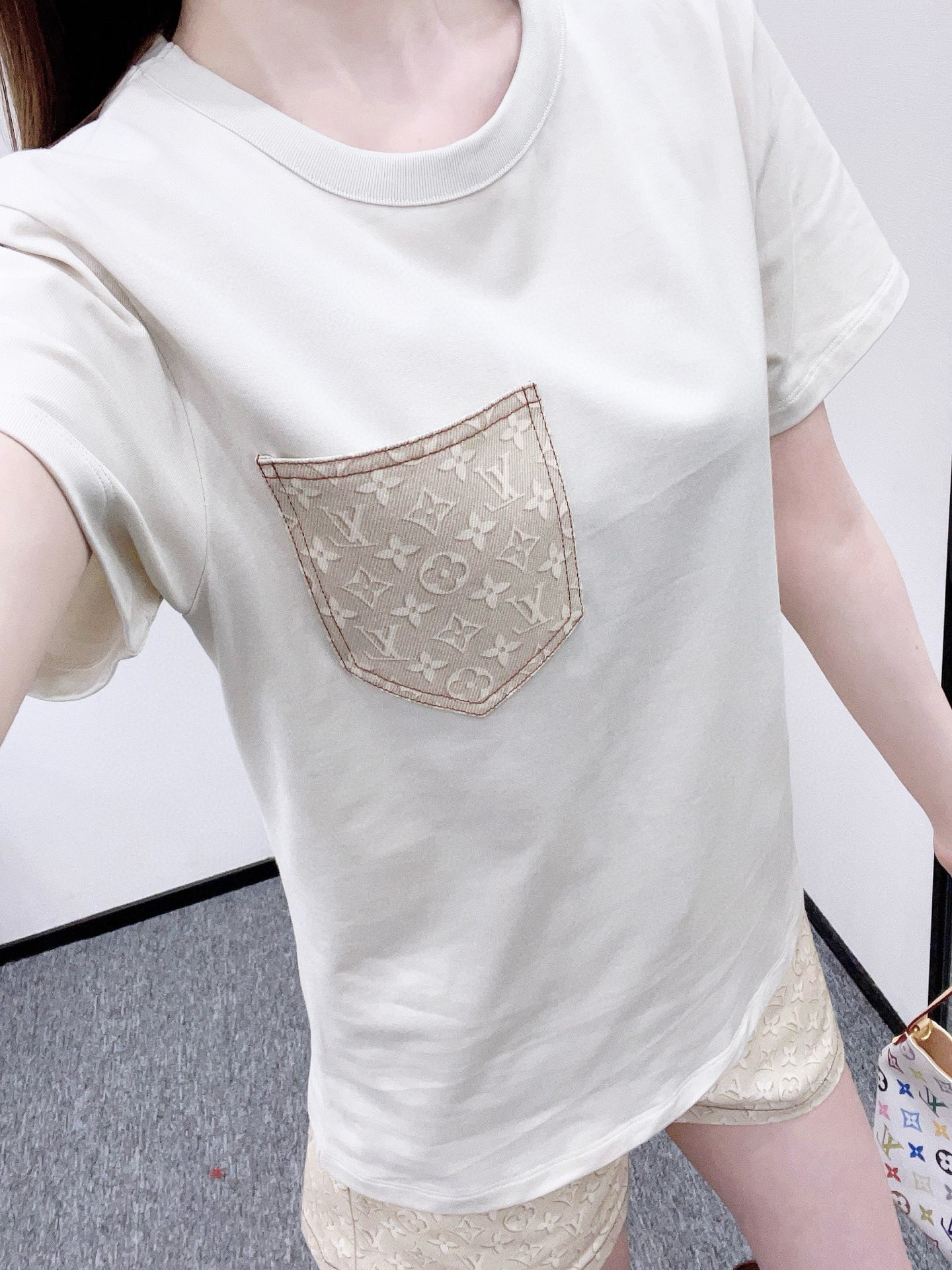 LV Women — photo 3