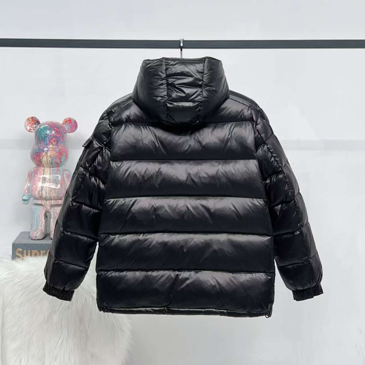 MAYAマヤ クラシックダウンジャケット 軽量暖かさとファッション性の融合