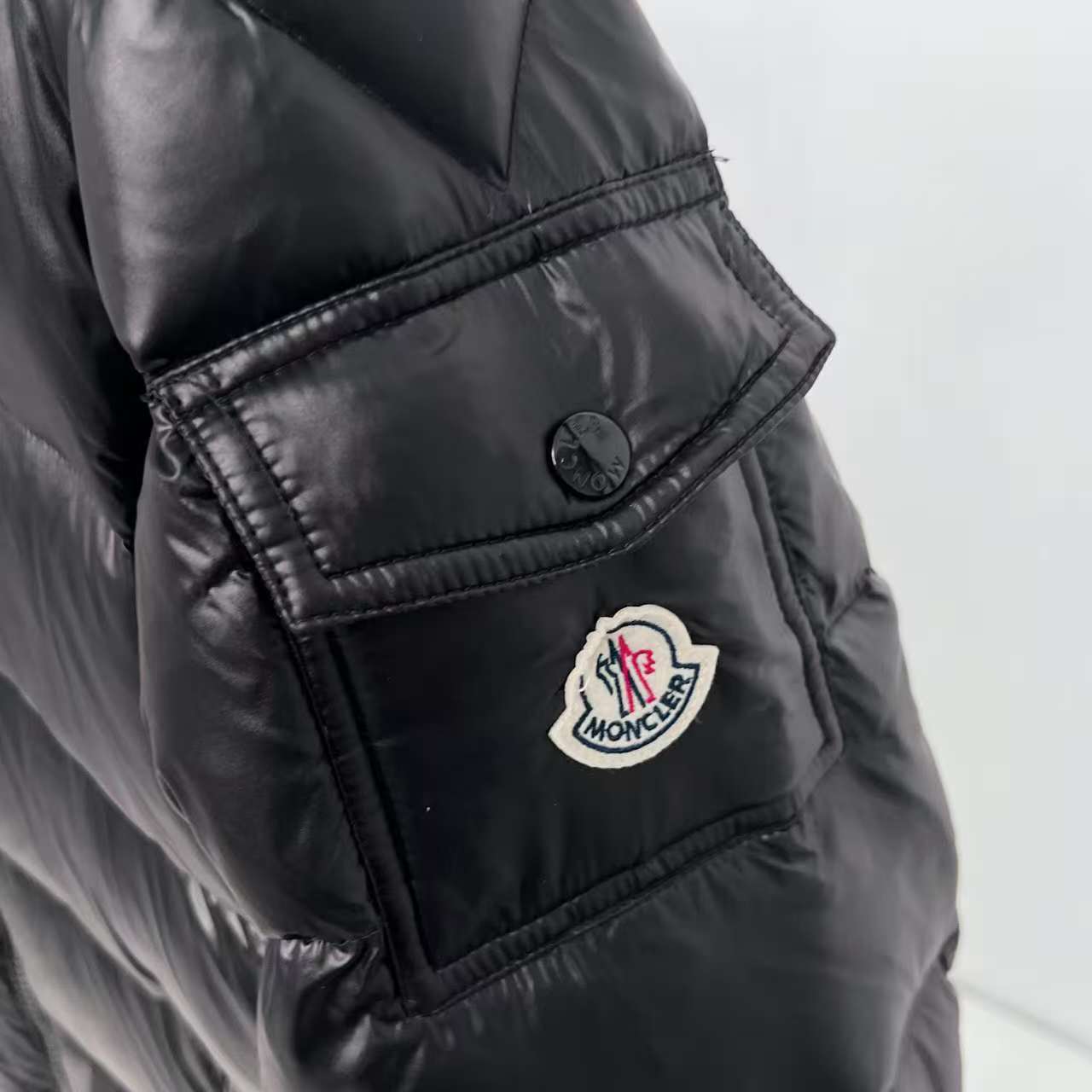 MAYAマヤ クラシックダウンジャケット 軽量暖かさとファッション性の融合