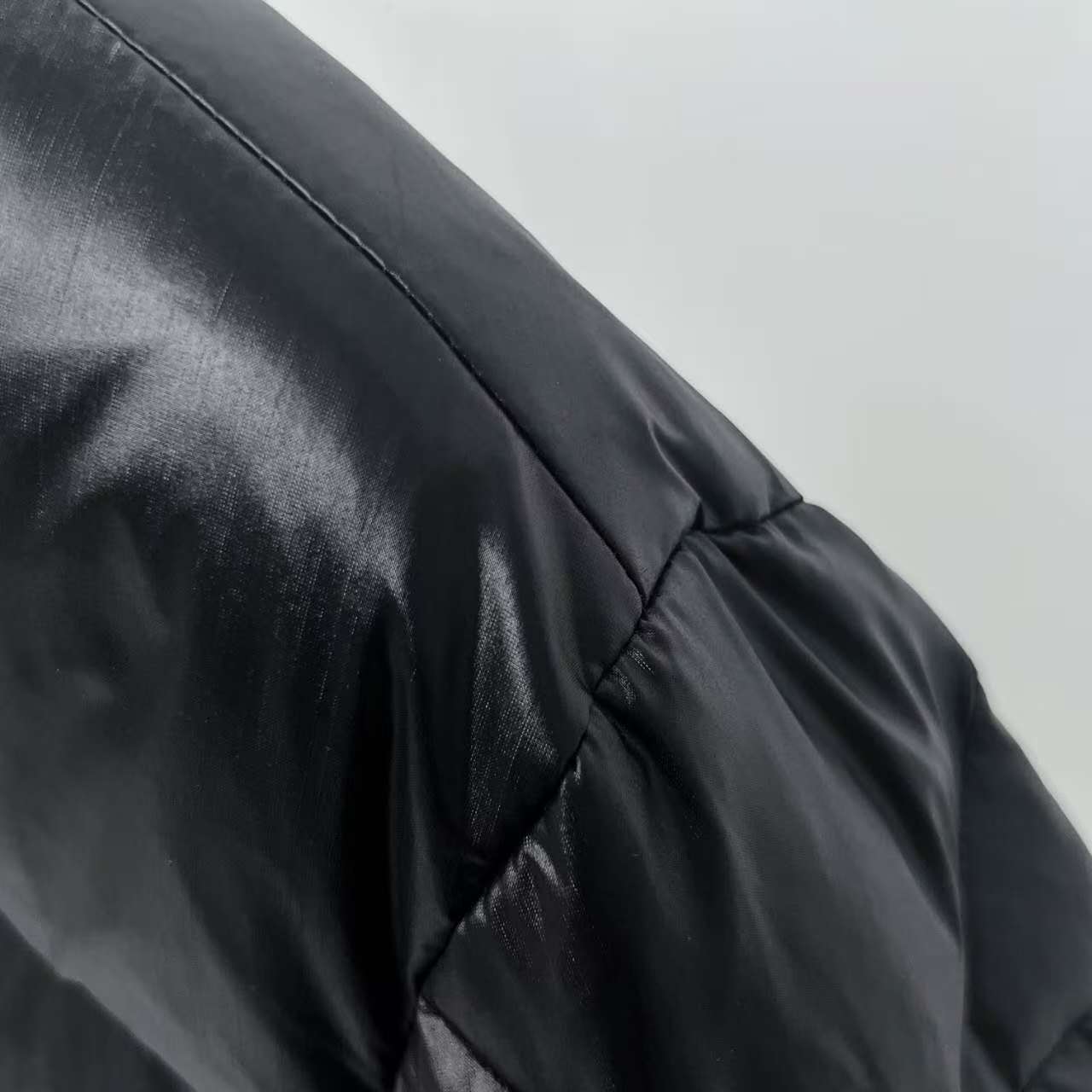 MONCLER 1952限定版 ダウンジャケット ブラック