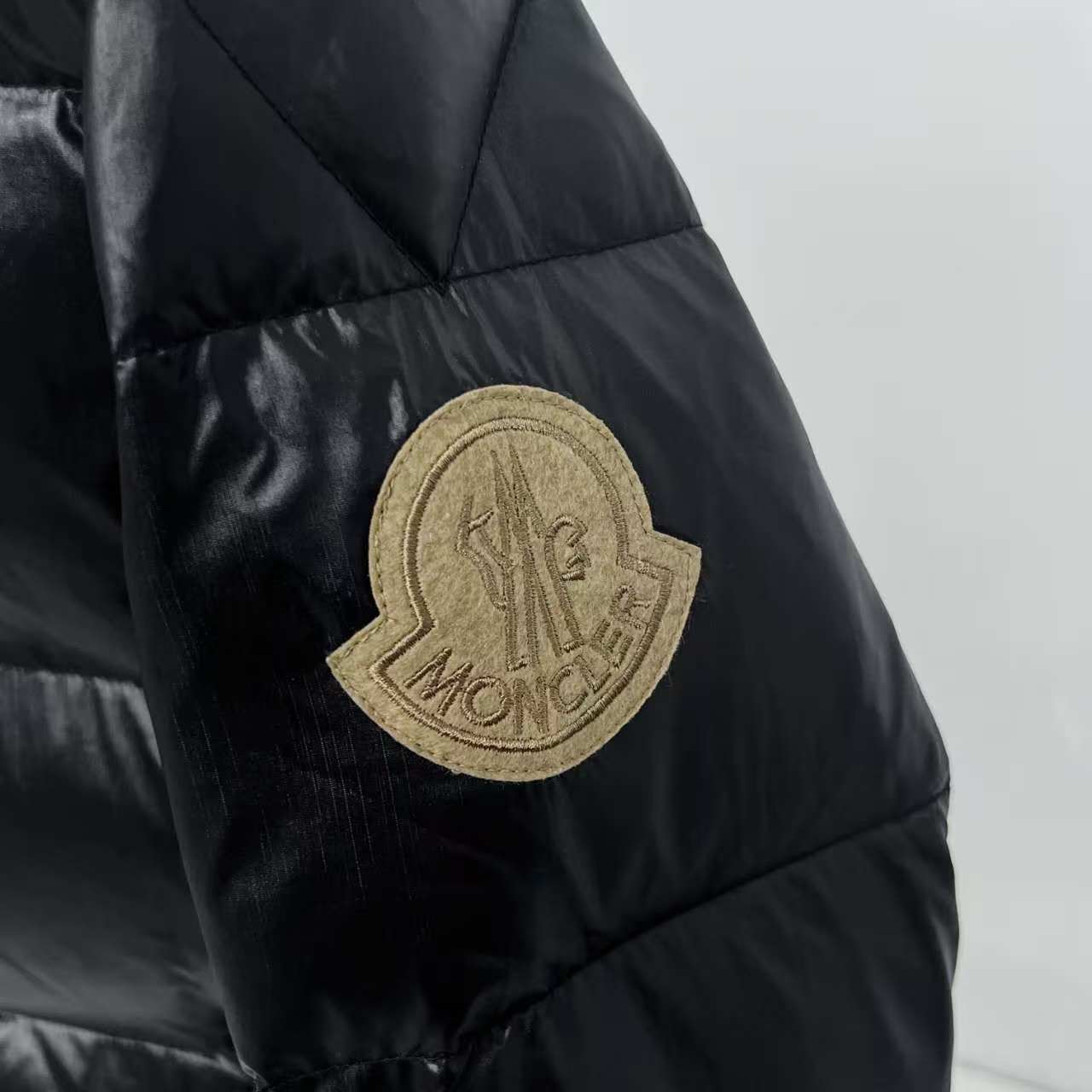 MONCLER 1952限定版 ダウンジャケット ブラック