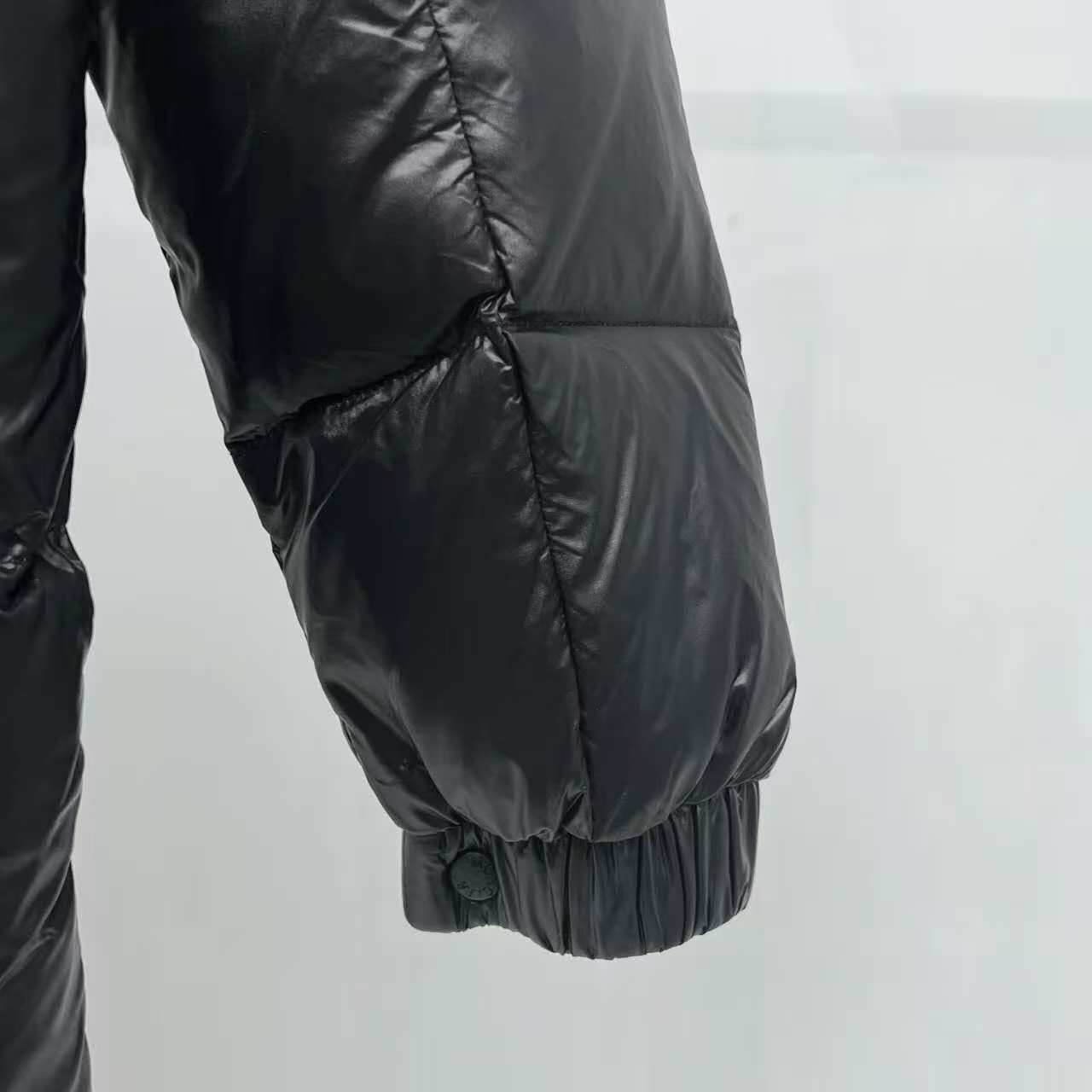 MONCLER 1952限定版 ダウンジャケット ブラック