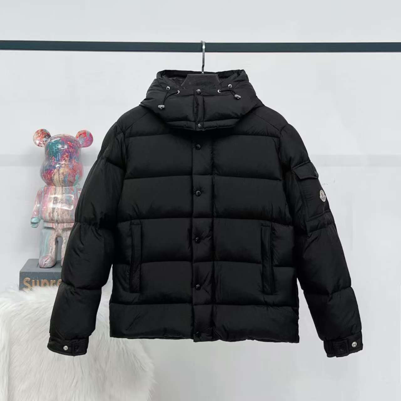 Moncler蒙口羽绒服 可脱卸式フード付き 高保温性