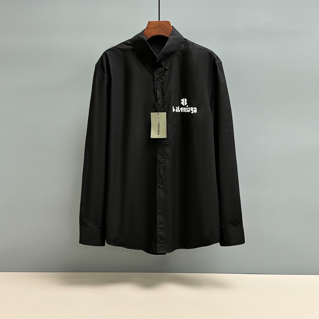 P95 BALENCIAGA/París Camisa de principios de otoño con estampado de placa gruesa, tejido clásico de algodón de 40 cabos…