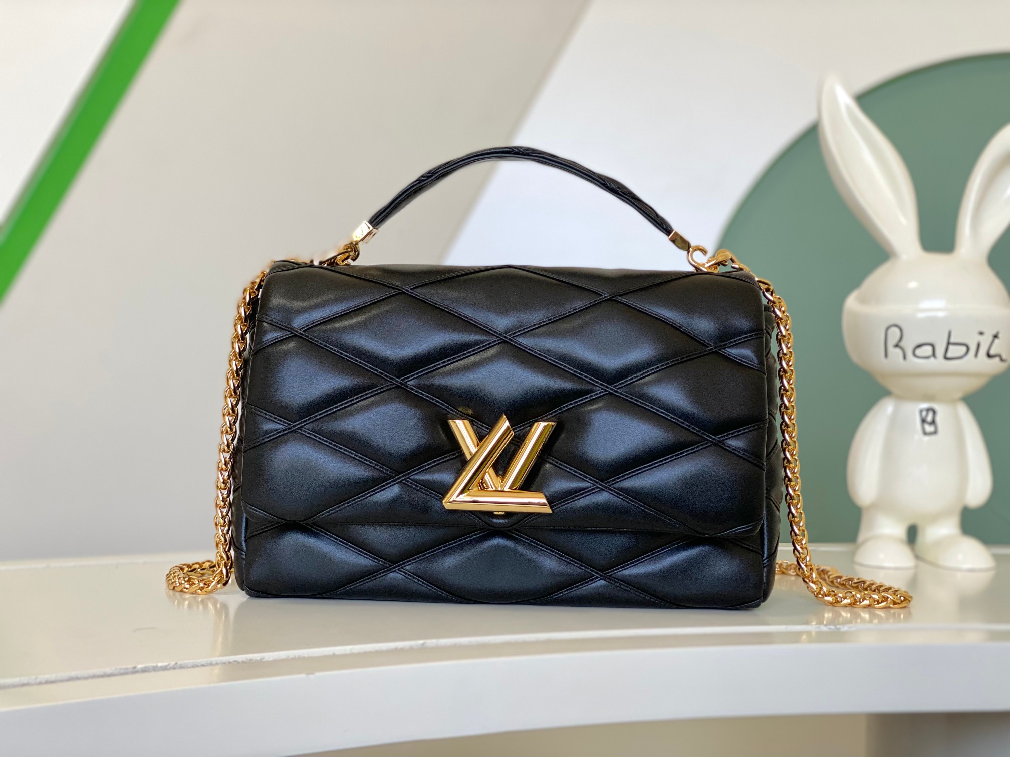 Fashion Designer Louis Vuitton Bags Handbags Black Cowhide Sheepskin LV Twist Chains