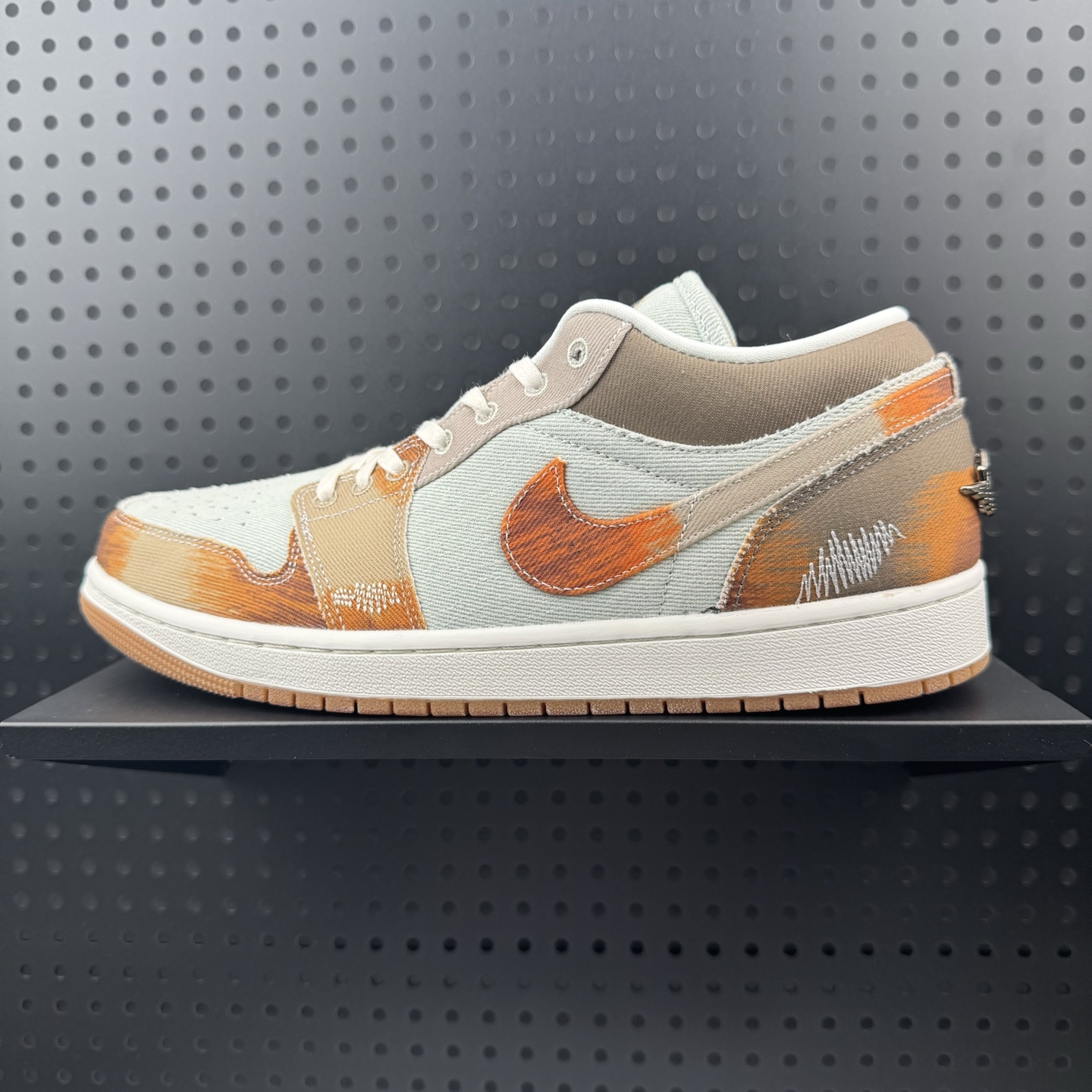 💰140 ✅Air Jordan 1 Retro Low SE 蓝棕 官方同步新色 原装级产物 拒绝公底 立体鞋型 细节完美 高清洁度 原汁原味 忠于原版 货号:IM6664 991 码数:36 36.5 37.5 38 38.5 39 40 40.5 41 42 42.5 43 44 44.5 45 46(01)