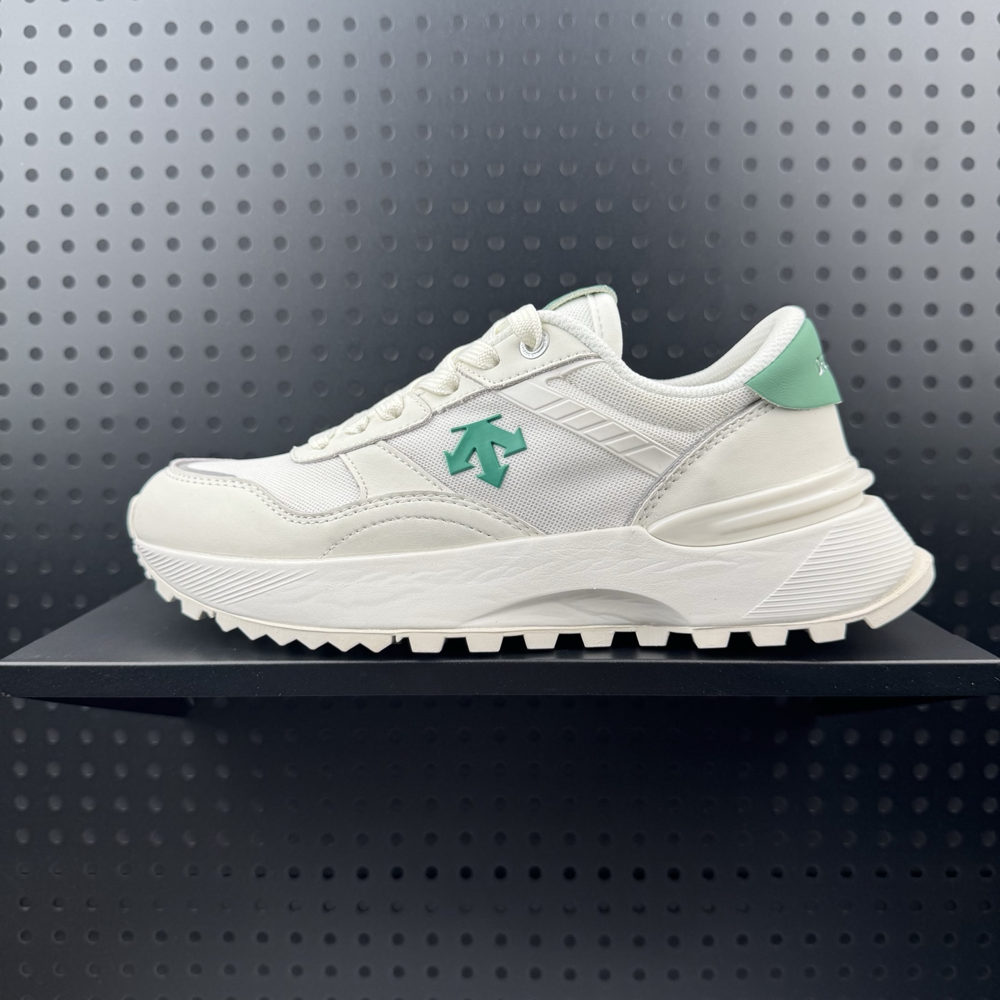 💰170 ✅迪桑特DESCENTE DUALIS都市通勤 DSR 时尚防滑低帮 生活休闲鞋 货号:D4431LSN21-LG 尺码:36 36.5 37.5 38 38.5 39 40 40.5 41 42 42.5 43 44 45(24)