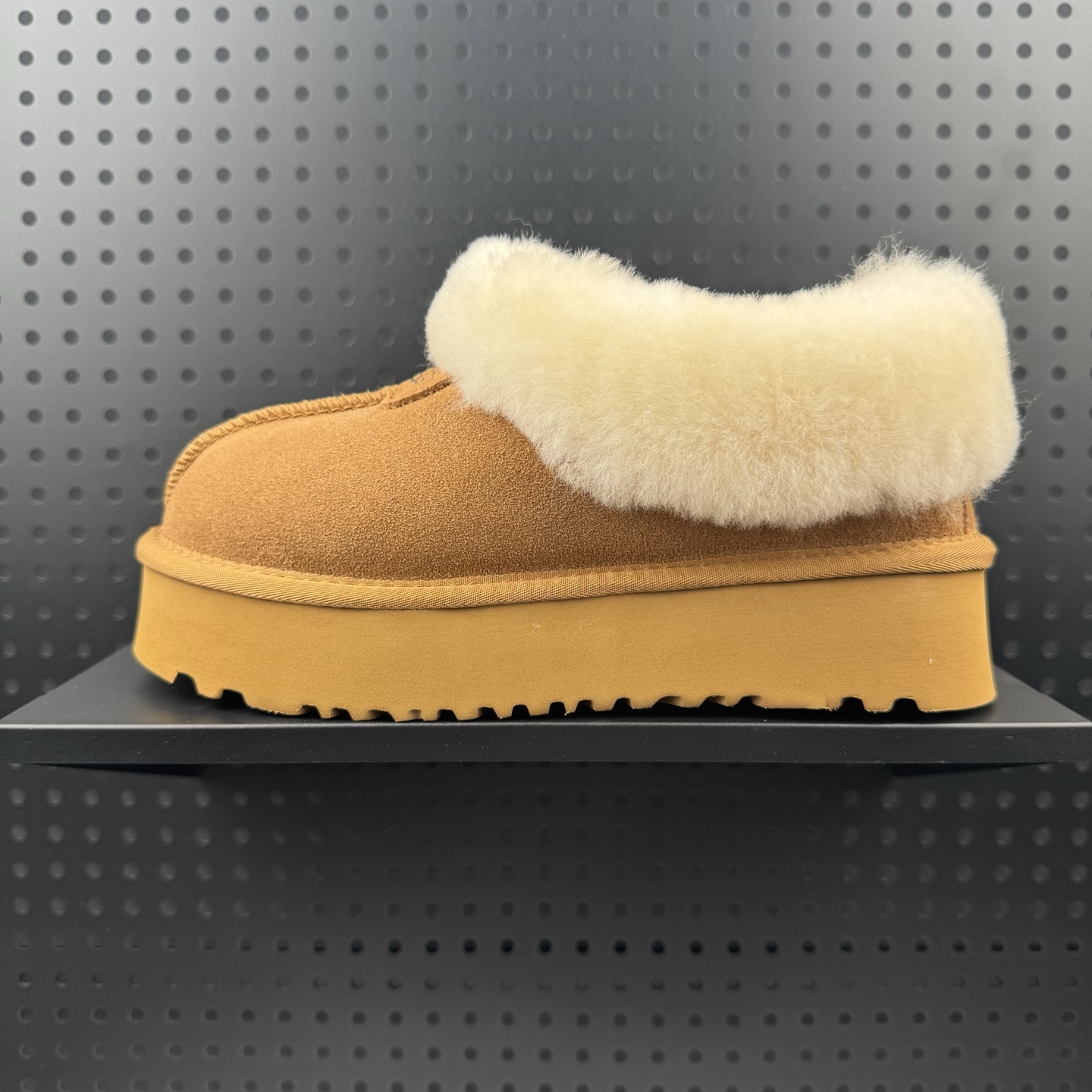 UGG Tazzelle 牛剖层革 耐磨 舒适时尚 及踝 雪地靴 女款 米色 货号:1171393-MDSD (24)