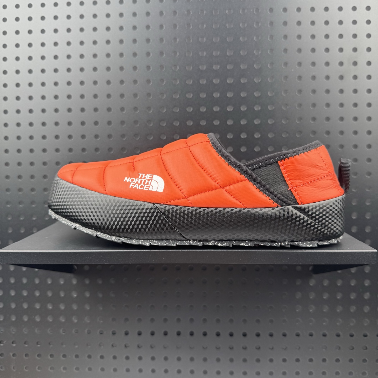 💰110 ✅北面THE NORTH FACE Thermoball Traction Mules V 舒适百搭 防滑耐磨 低帮 生活休闲鞋 橙白色 货号：NF0A3UZN-414 尺码：36-45（24）