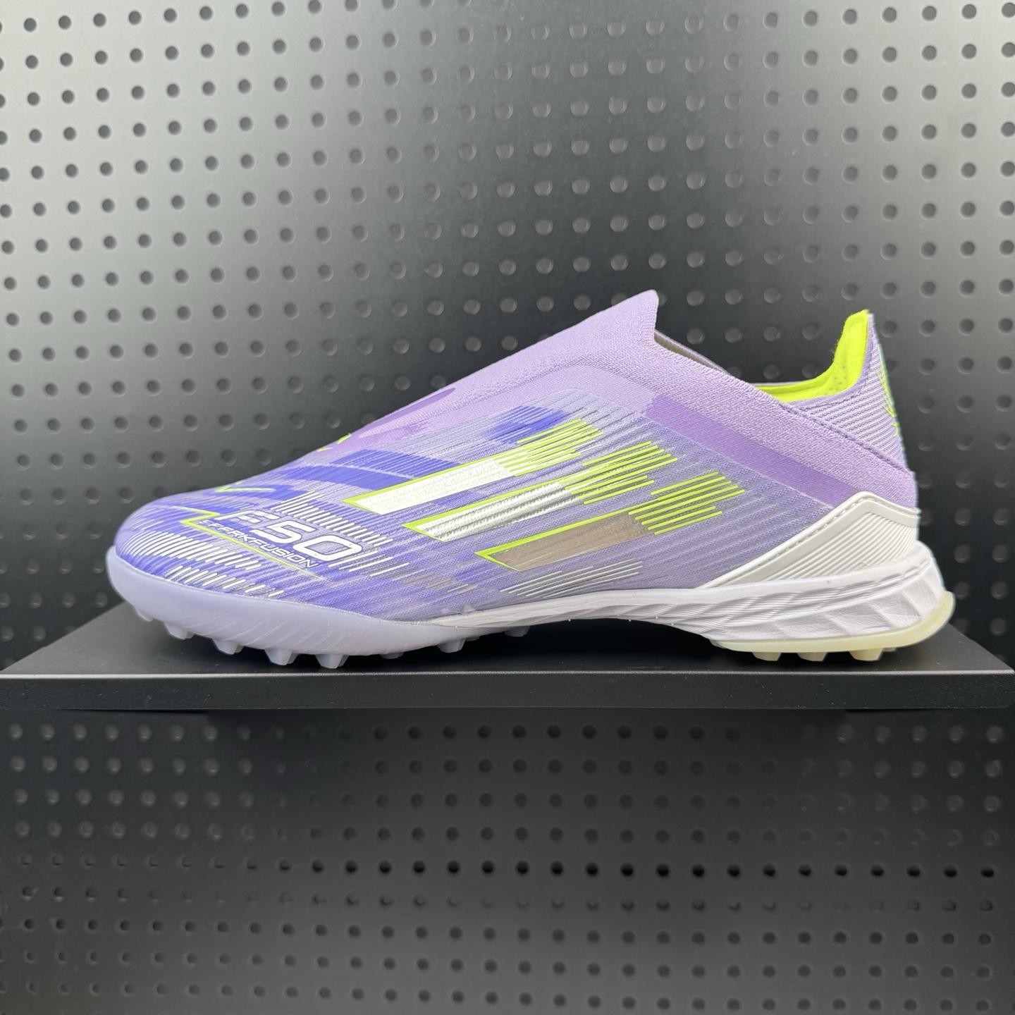 adidas F50 League 舒适百搭 耐磨 足球鞋 男女同款 紫白色 货号:JH7727 (24)