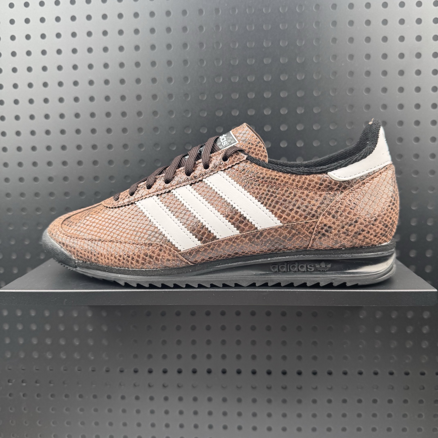 Adidas SL 72 OG 阿迪达斯 三叶草 复古休闲跑步鞋休闲运动鞋 货号:JS3981 带半码(32)