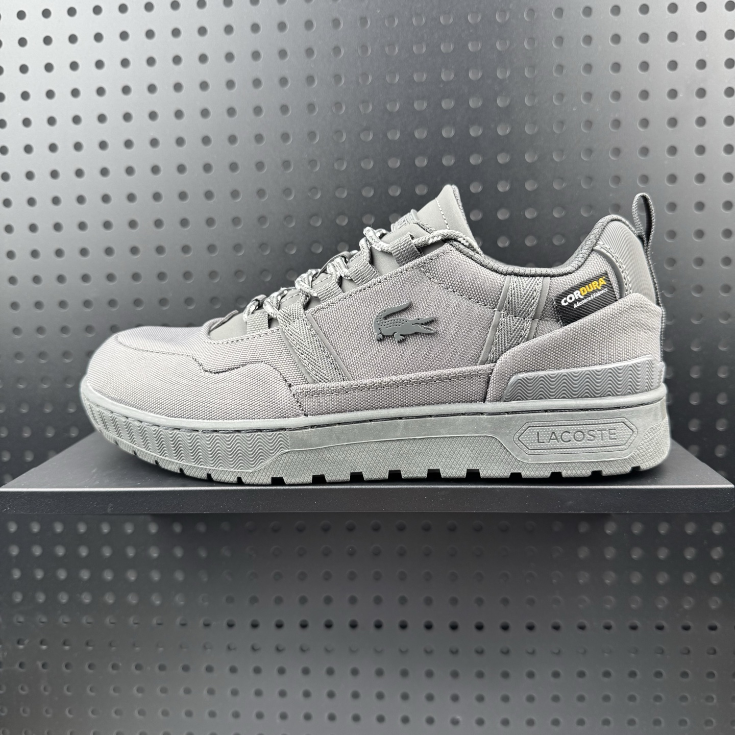 LACOSTE法国鳄鱼 T-Clip 皮革绒面革 舒适时尚 百搭 防滑 低帮 板鞋 男款 货号:48SMA0033 (26)