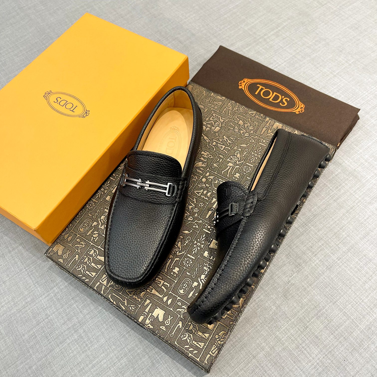 Precio de fábrica: [Tods] zapatos de hombre de soja Sincronización de contador nueva calidad de gama
