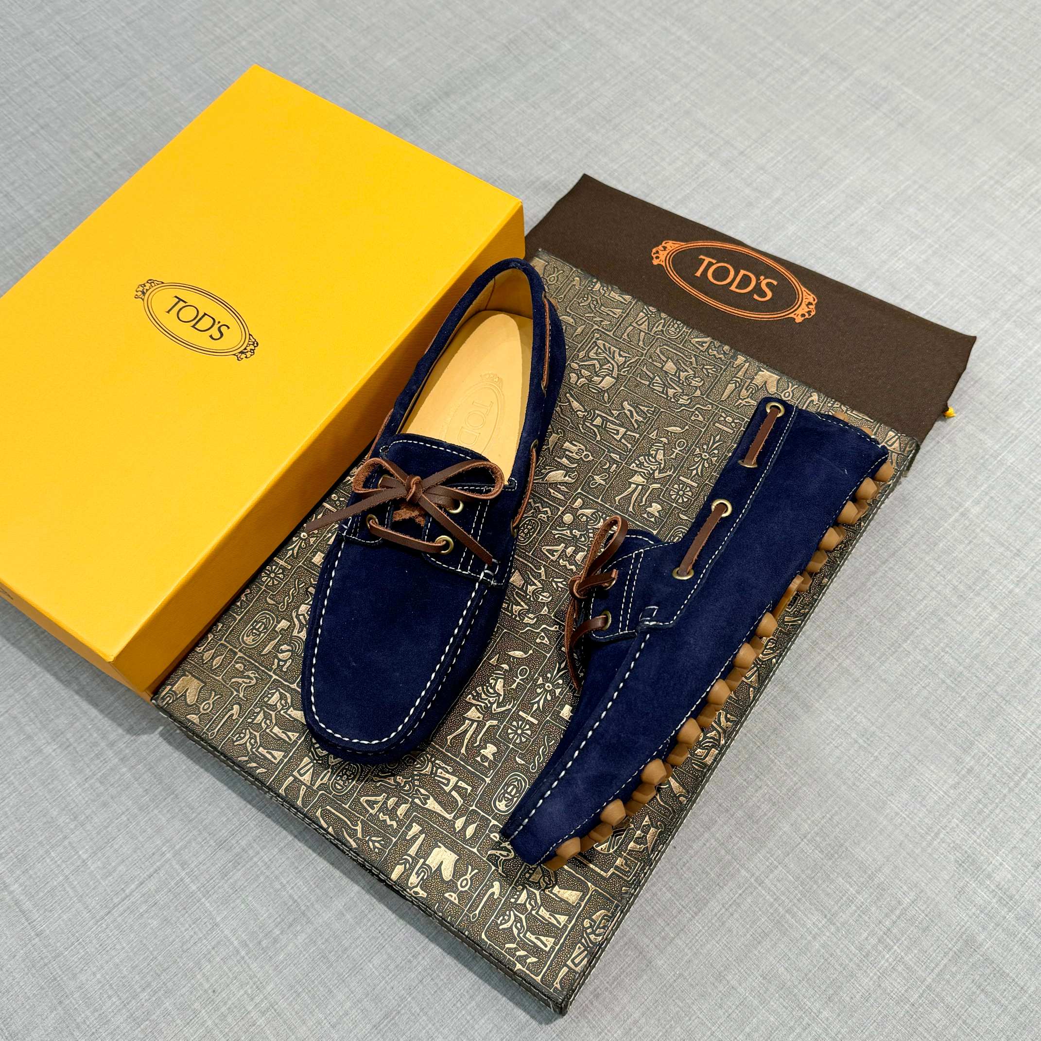 Precio de fábrica: [Tods] zapatos de soja para hombre Contra sincronización nueva calidad de gama al