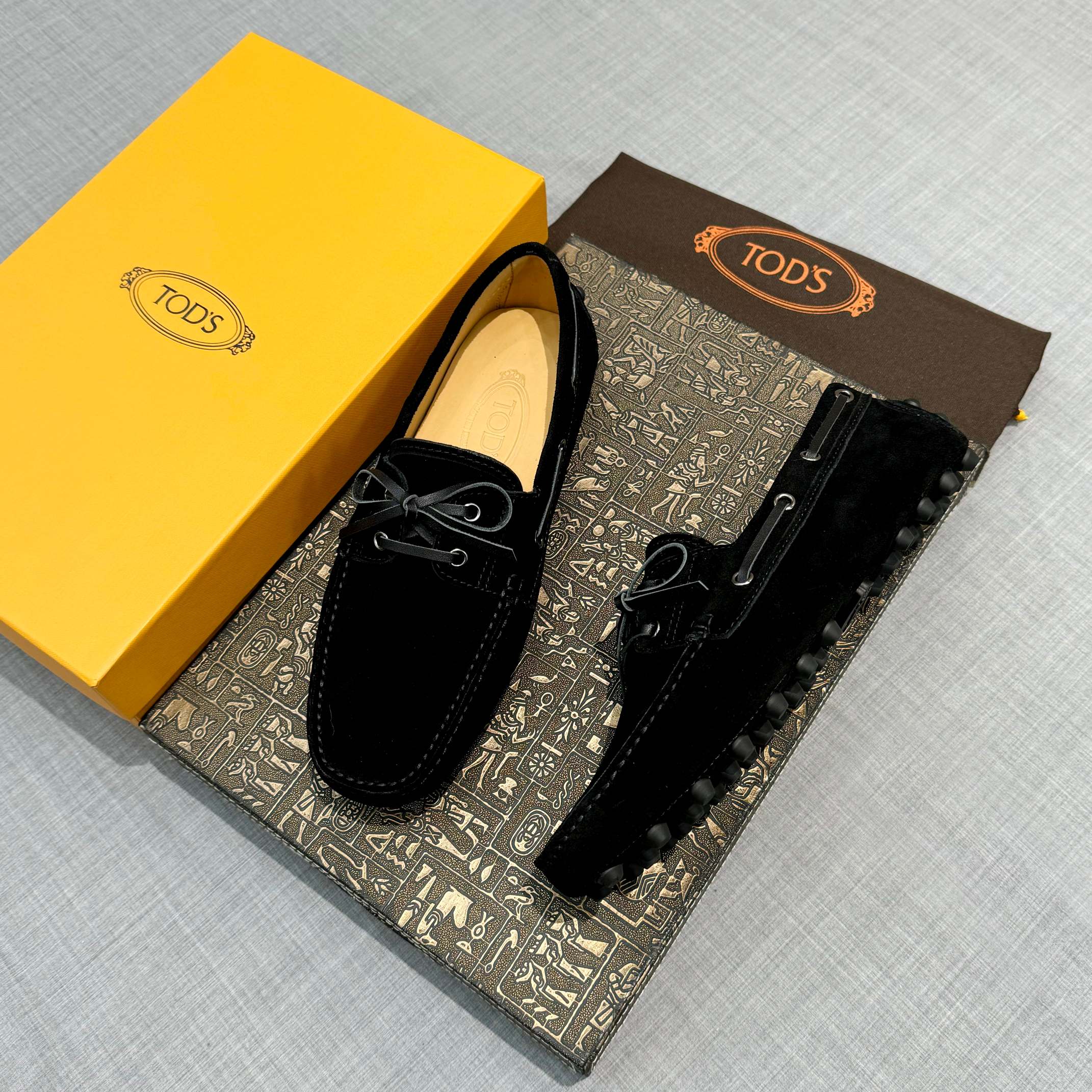 Precio de fábrica: [Tods] Zapatos de soja para hombre Contador sincrónico nueva calidad de gama alta