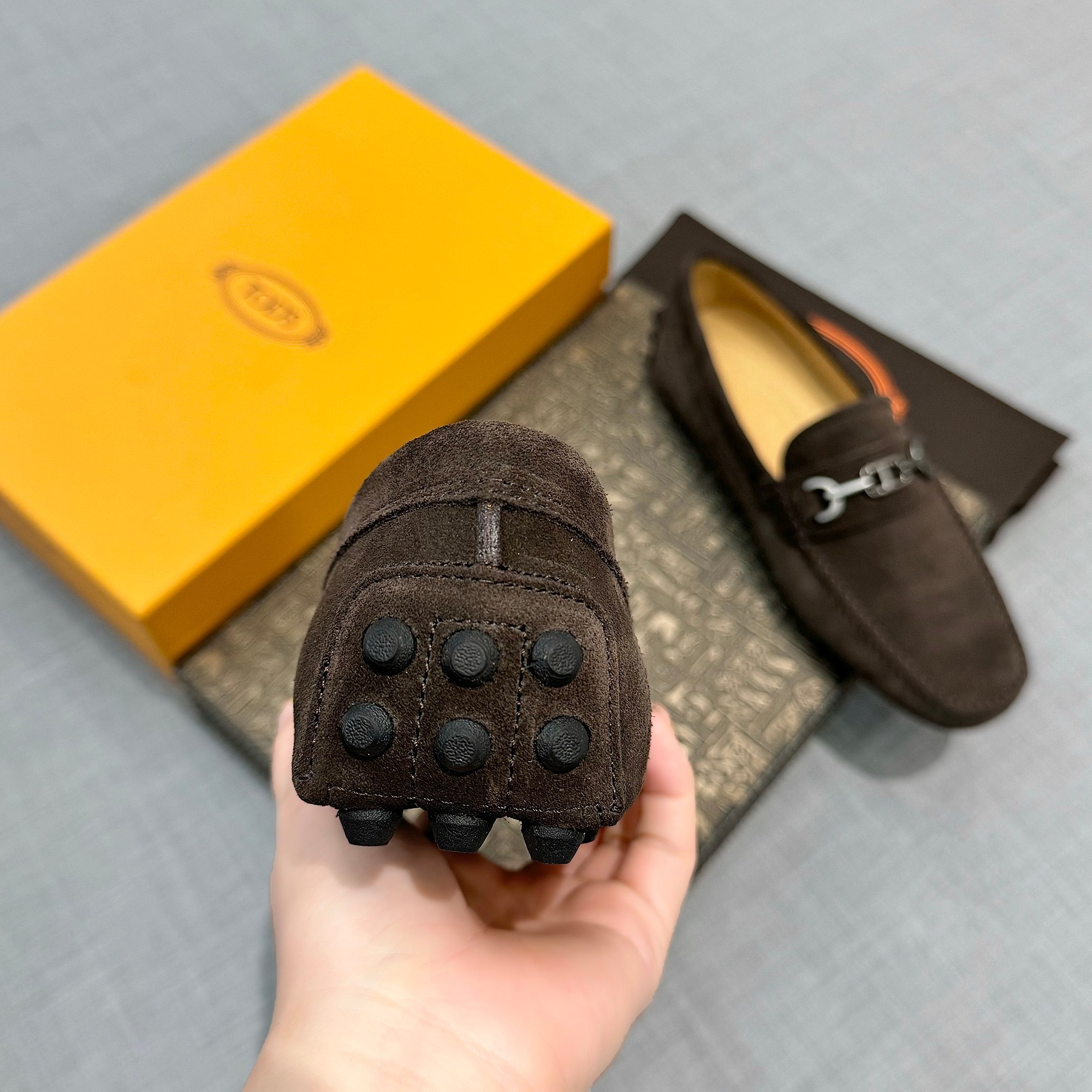 Precio de fábrica: [Tods] zapatos de soja de los hombres Contra sincronización nueva calidad de gama