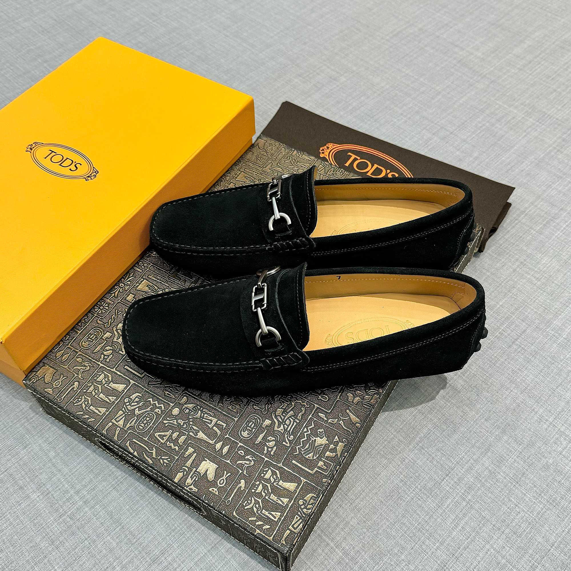 PRECIO DE FÁBRICA: [Tods] zapatos de soja de los hombres Contador sincrónico nueva calidad de gama a