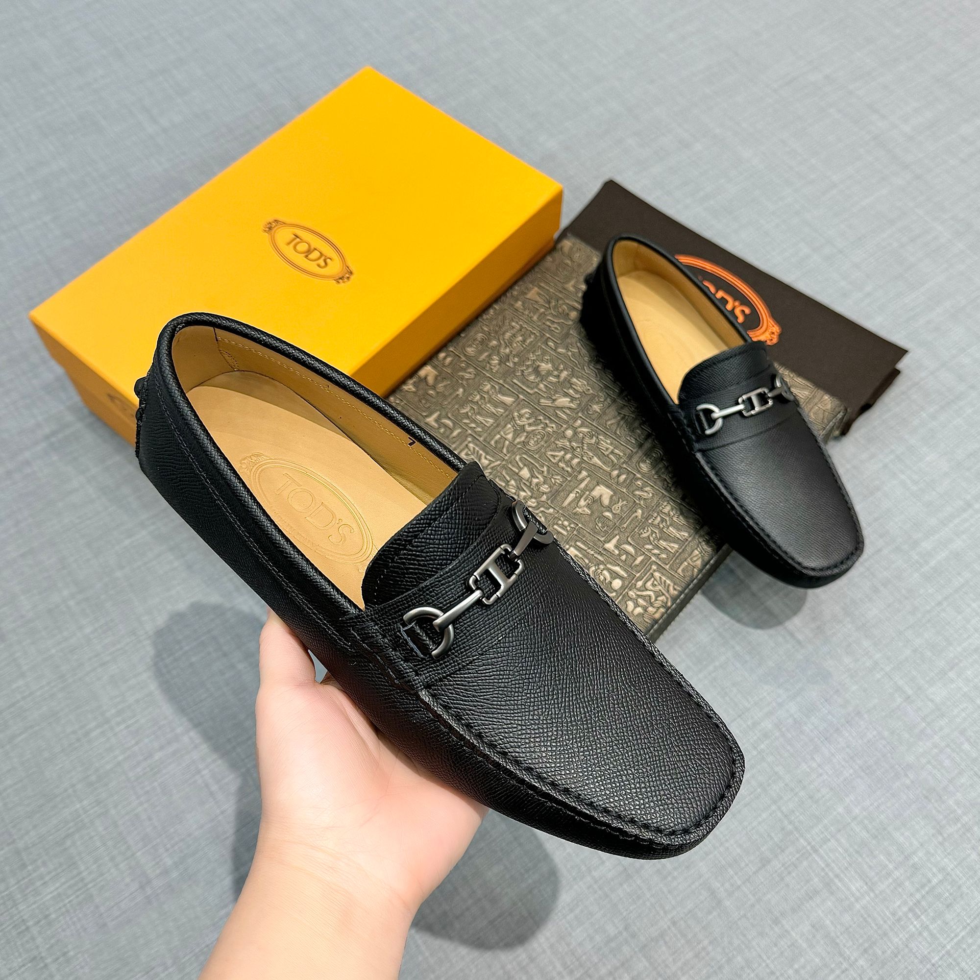 Precio de fábrica: [Tods] Men's Soya Shoes Counter synchronised new Forro de piel de vacuno flor de 