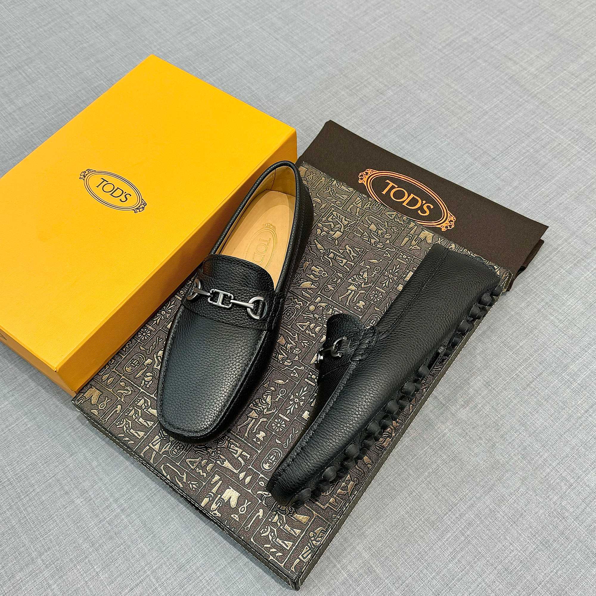 Precio de fábrica: [Tods] zapatos de hombre de soja Sincronización de contador nueva calidad de gama