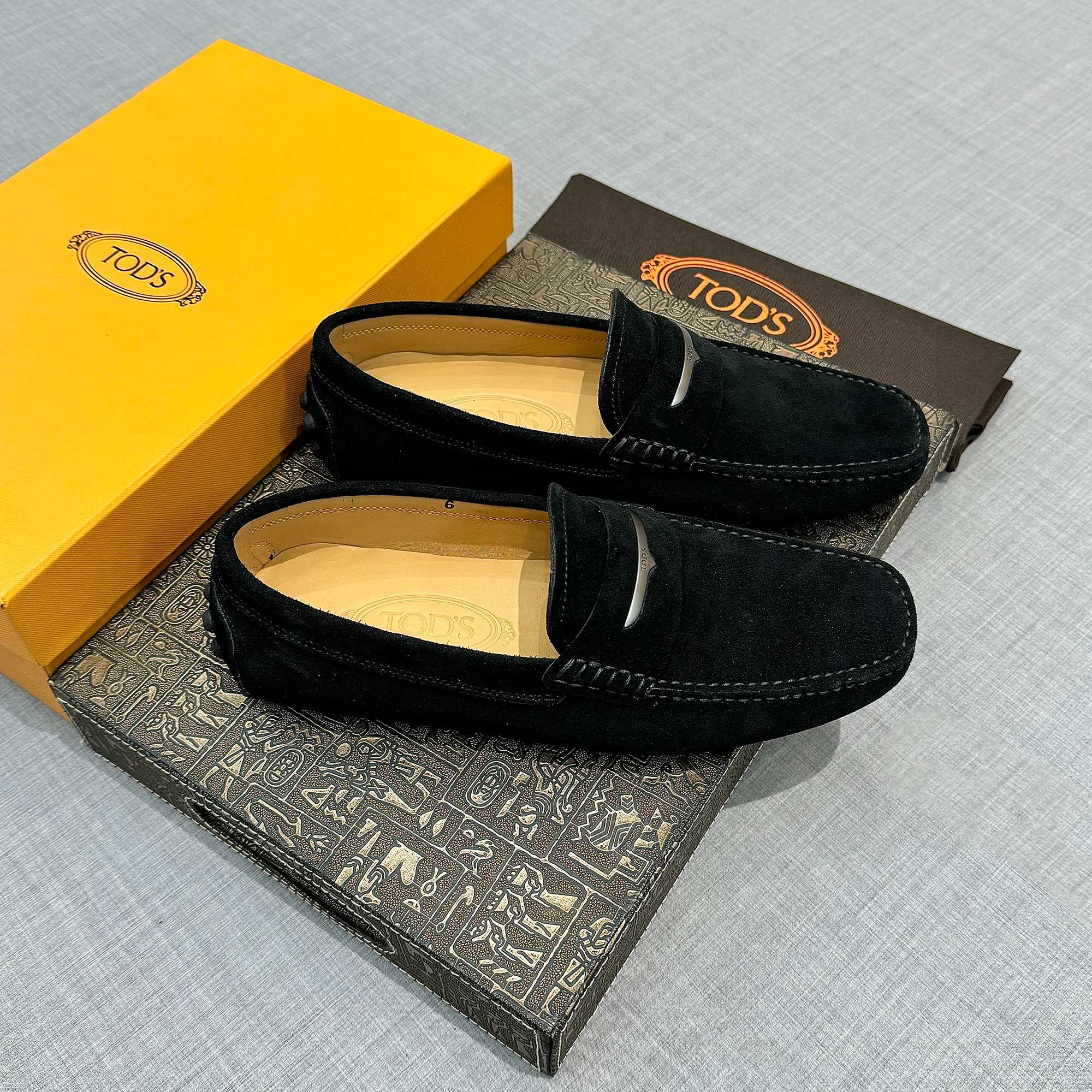 PRECIO DE FÁBRICA: [Tods] zapatos de soja de los hombres Contador sincrónico nueva calidad de gama a