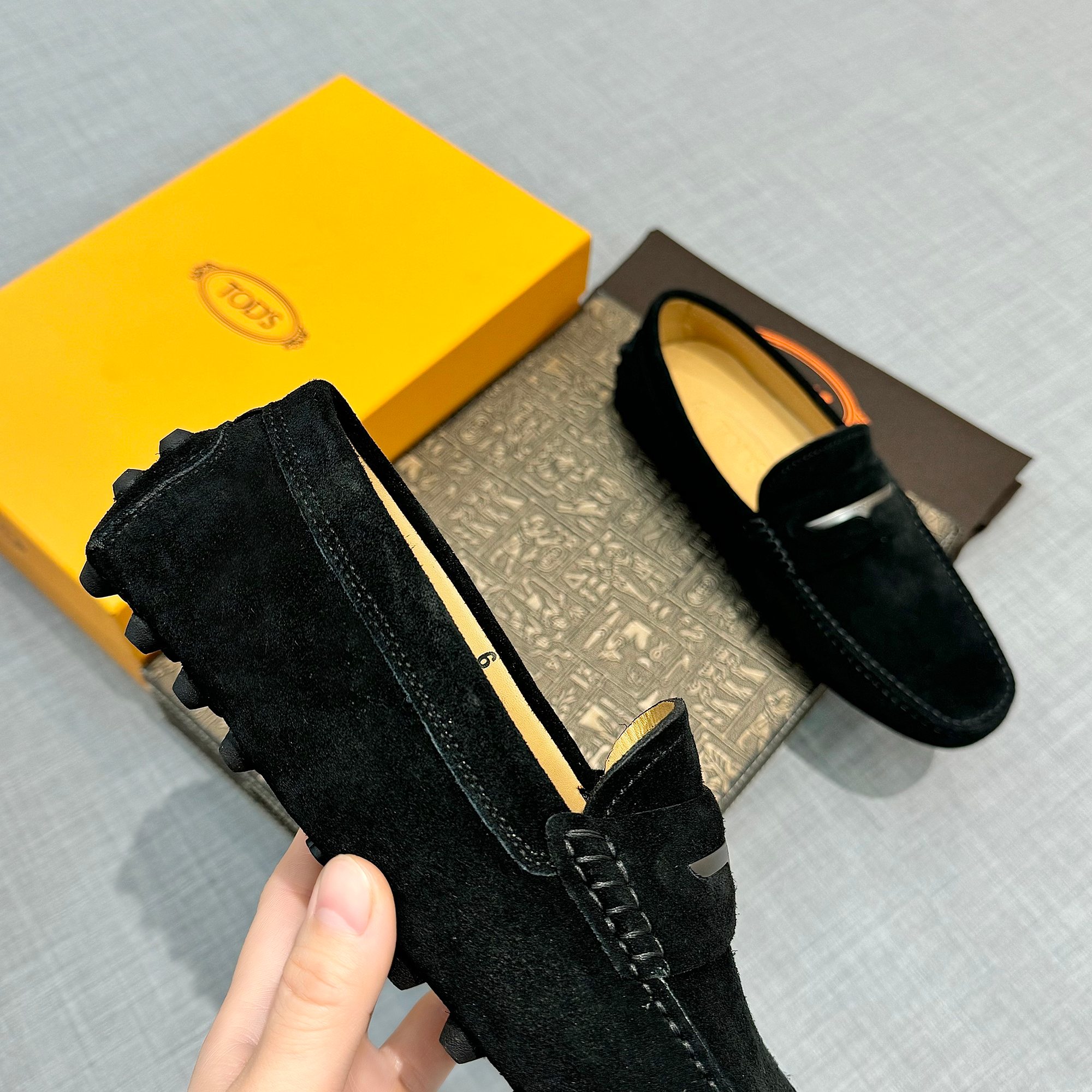 PRECIO DE FÁBRICA: [Tods] zapatos de soja de los hombres Contador sincrónico nueva calidad de gama a