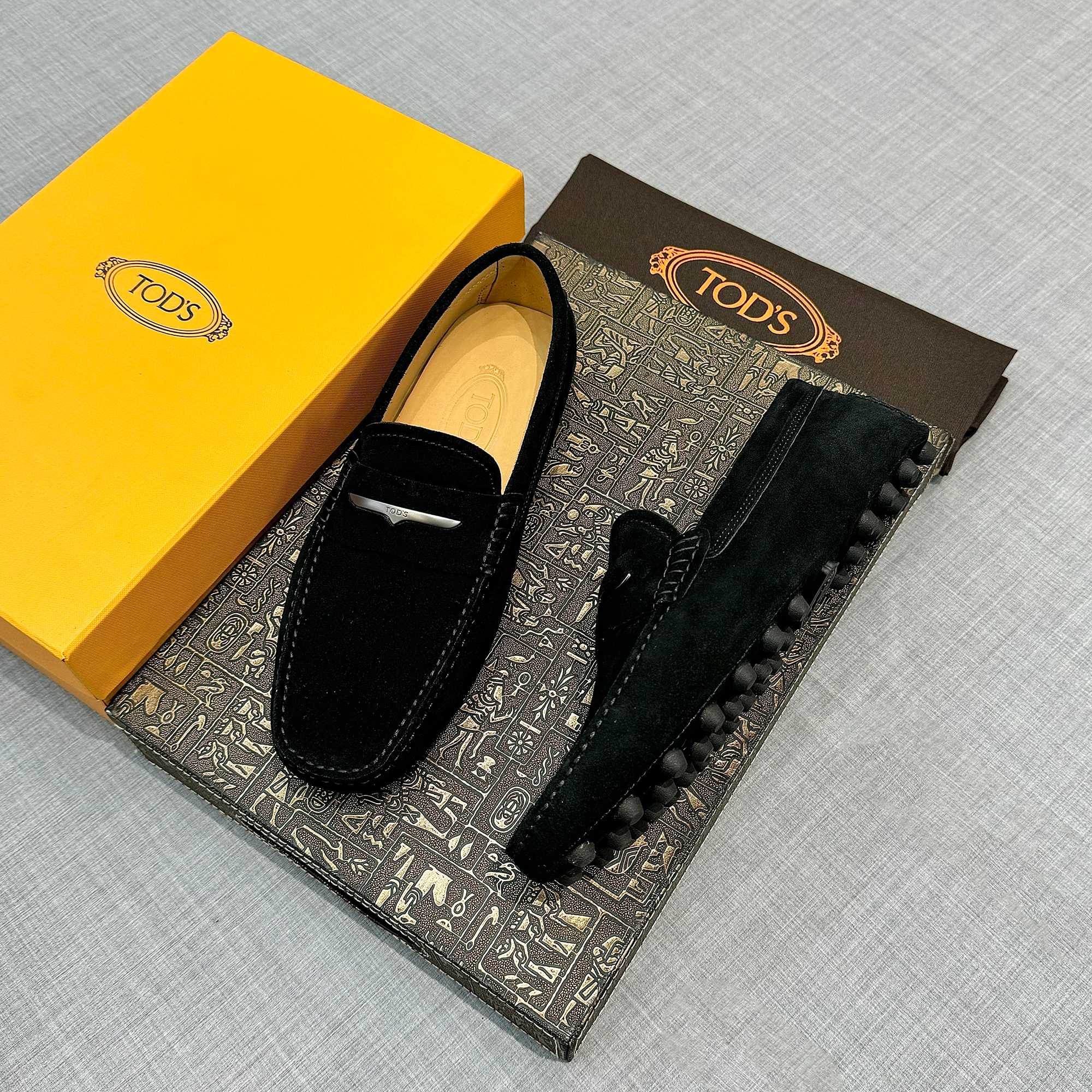 PRECIO DE FÁBRICA: [Tods] zapatos de soja de los hombres Contador sincrónico nueva calidad de gama a