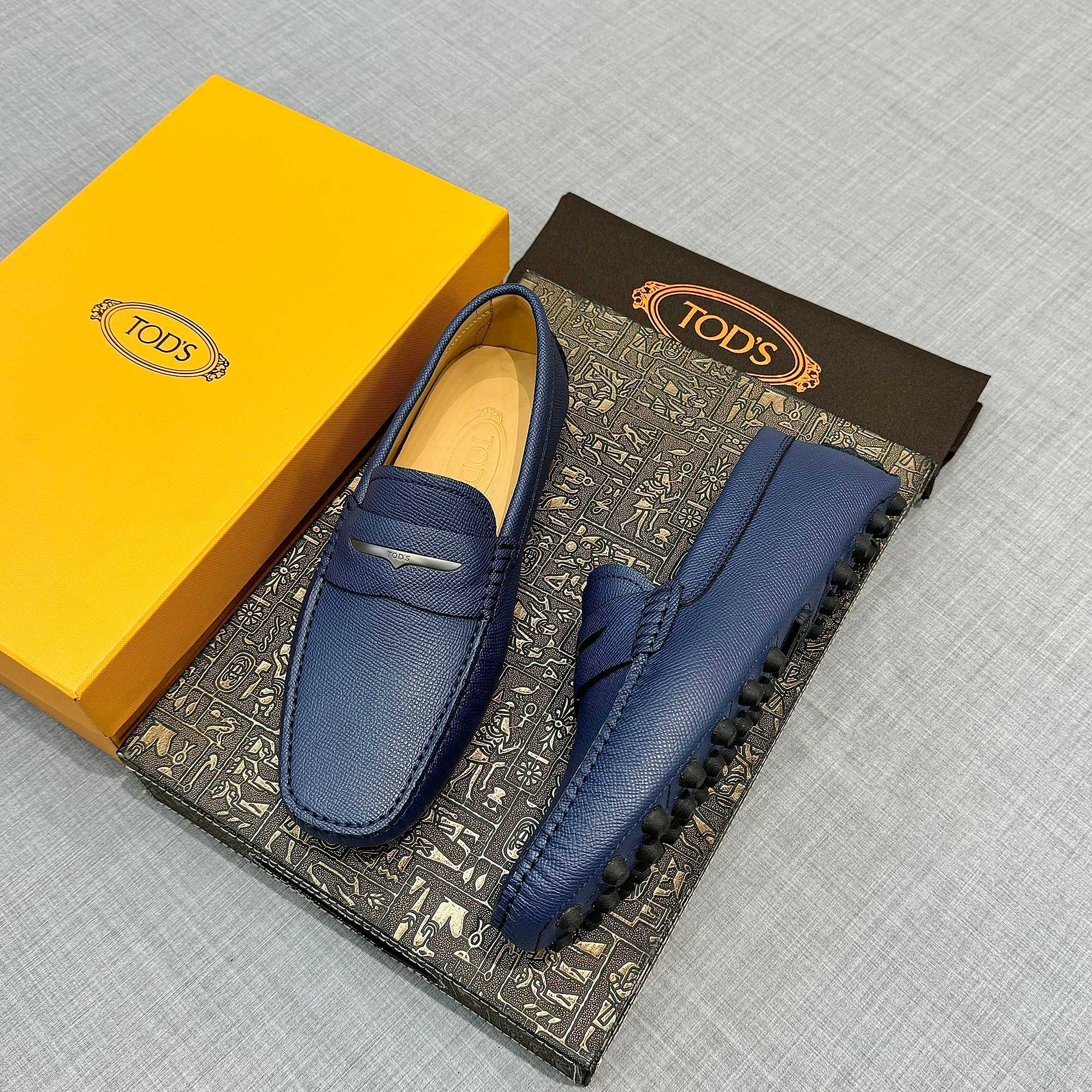 Precio de fábrica: [Tods] zapatos de los hombres de soja Contador sincronización nuevo de gama alta 