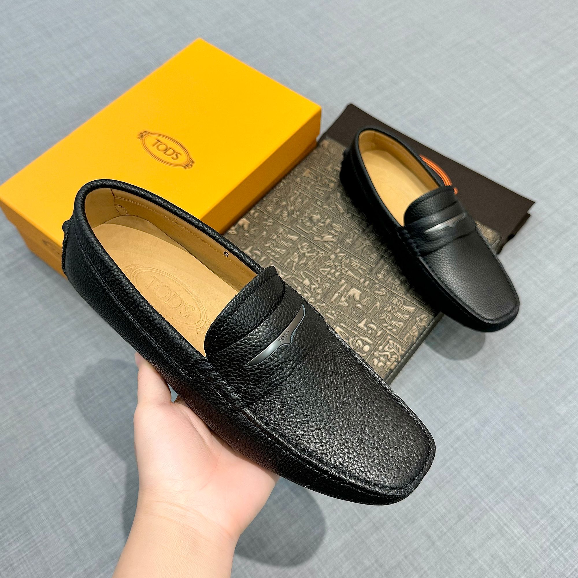 Precio de fábrica: [Tods] zapatos de hombre de soja Sincronización de contador nueva calidad de gama