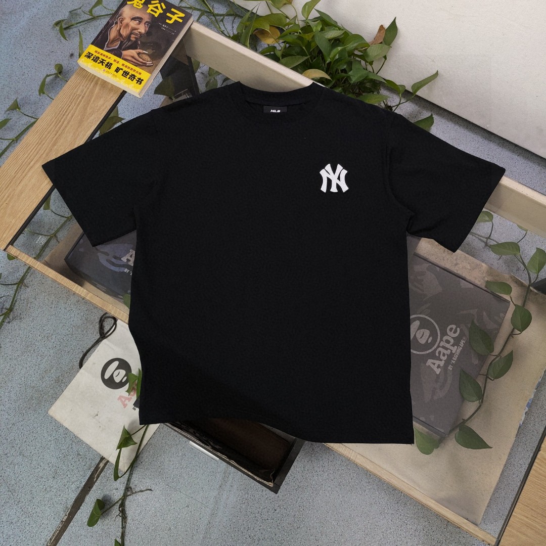 MLB Yankees Camiseta de Manga Corta con Logo Bordado para Hombre y Mujer 4 a1741535741296 5168