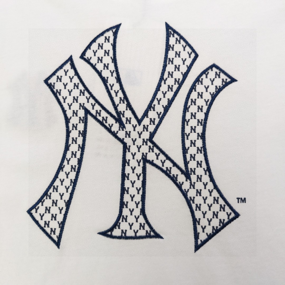 MLB Yankees Camiseta de Manga Corta con Logo Bordado para Hombre y Mujer 8 a1741535742392 2212