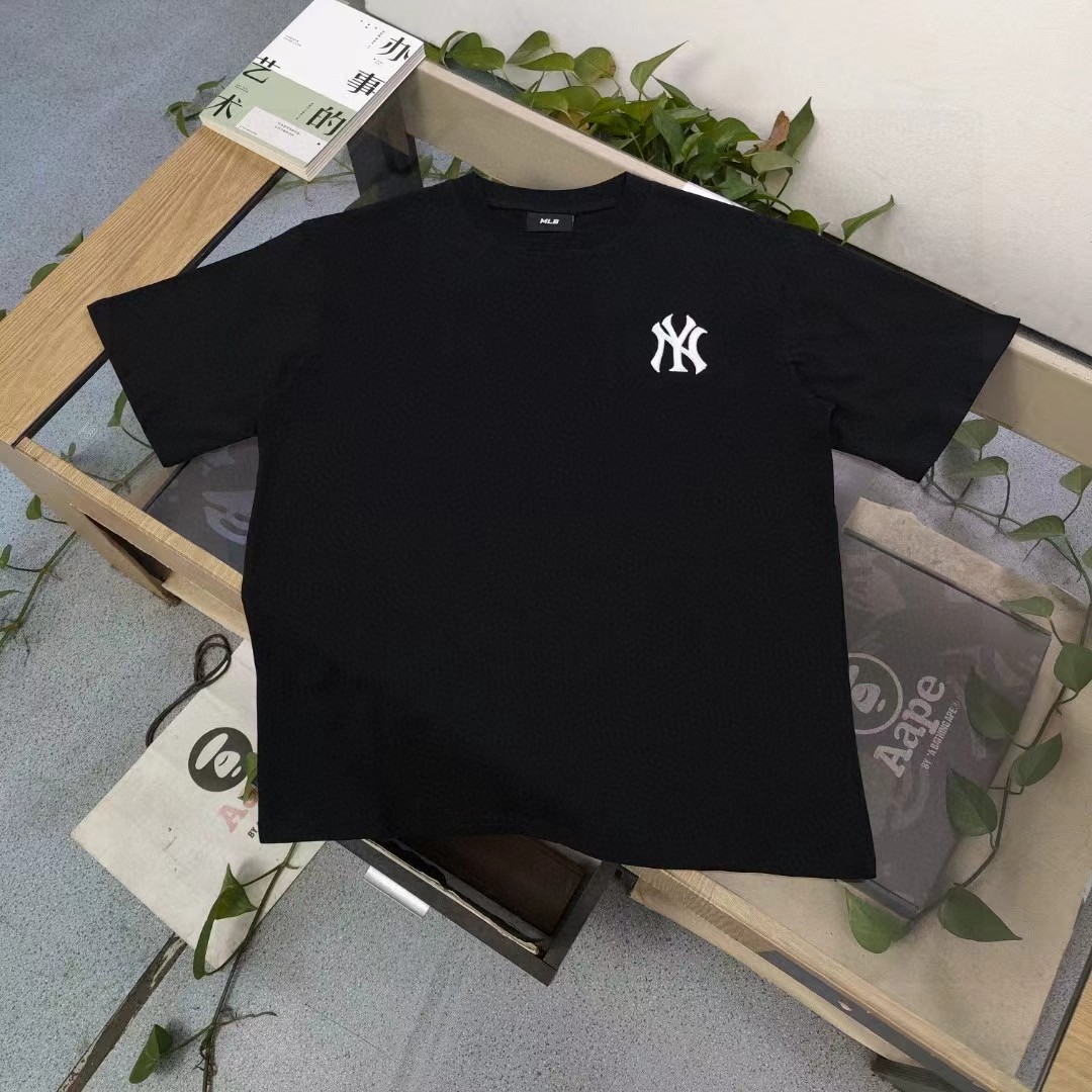 MLB Yankees Camiseta de Manga Corta con Logo Bordado para Parejas 4 a1741535932475 3307